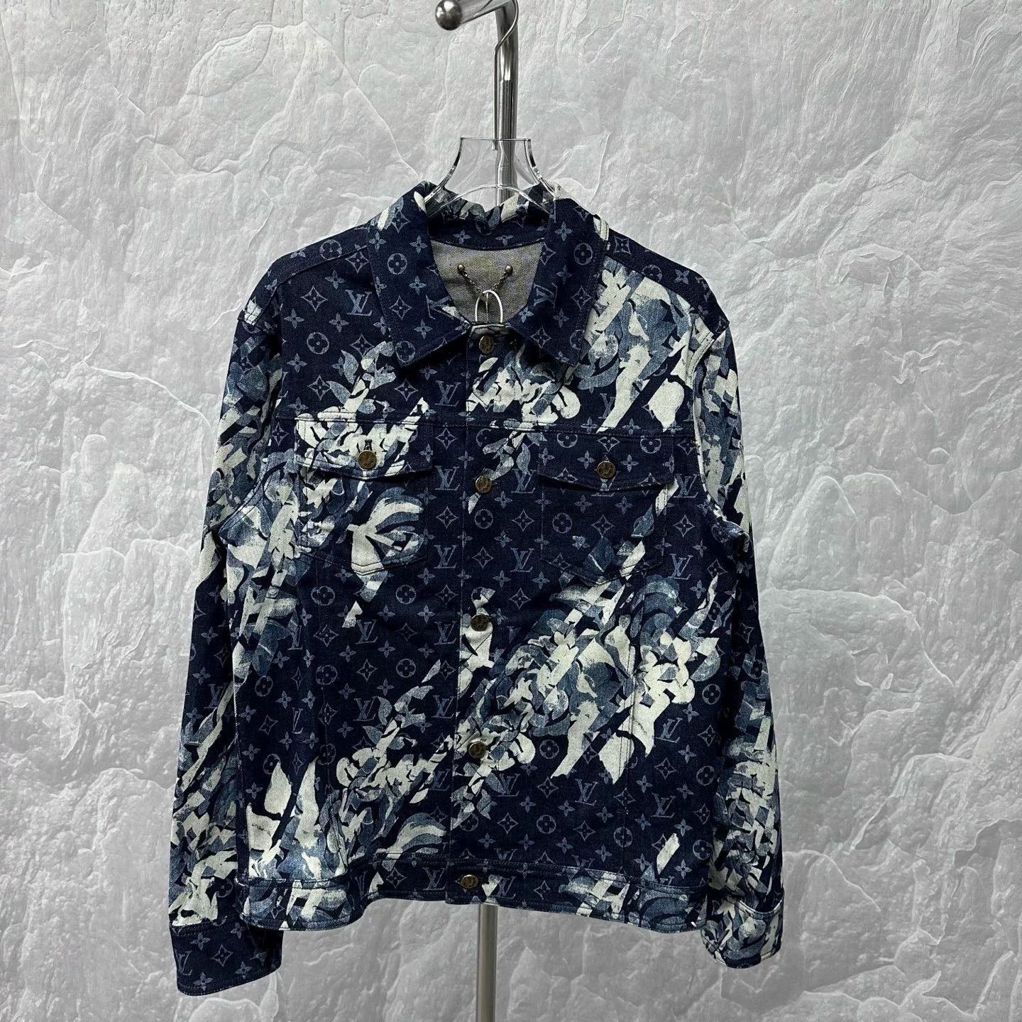 Louis Vuitton louis vuitton floral denim jacket SS24 Size XL / US 12-14 / IT 48-50 - 1 Thumbnail