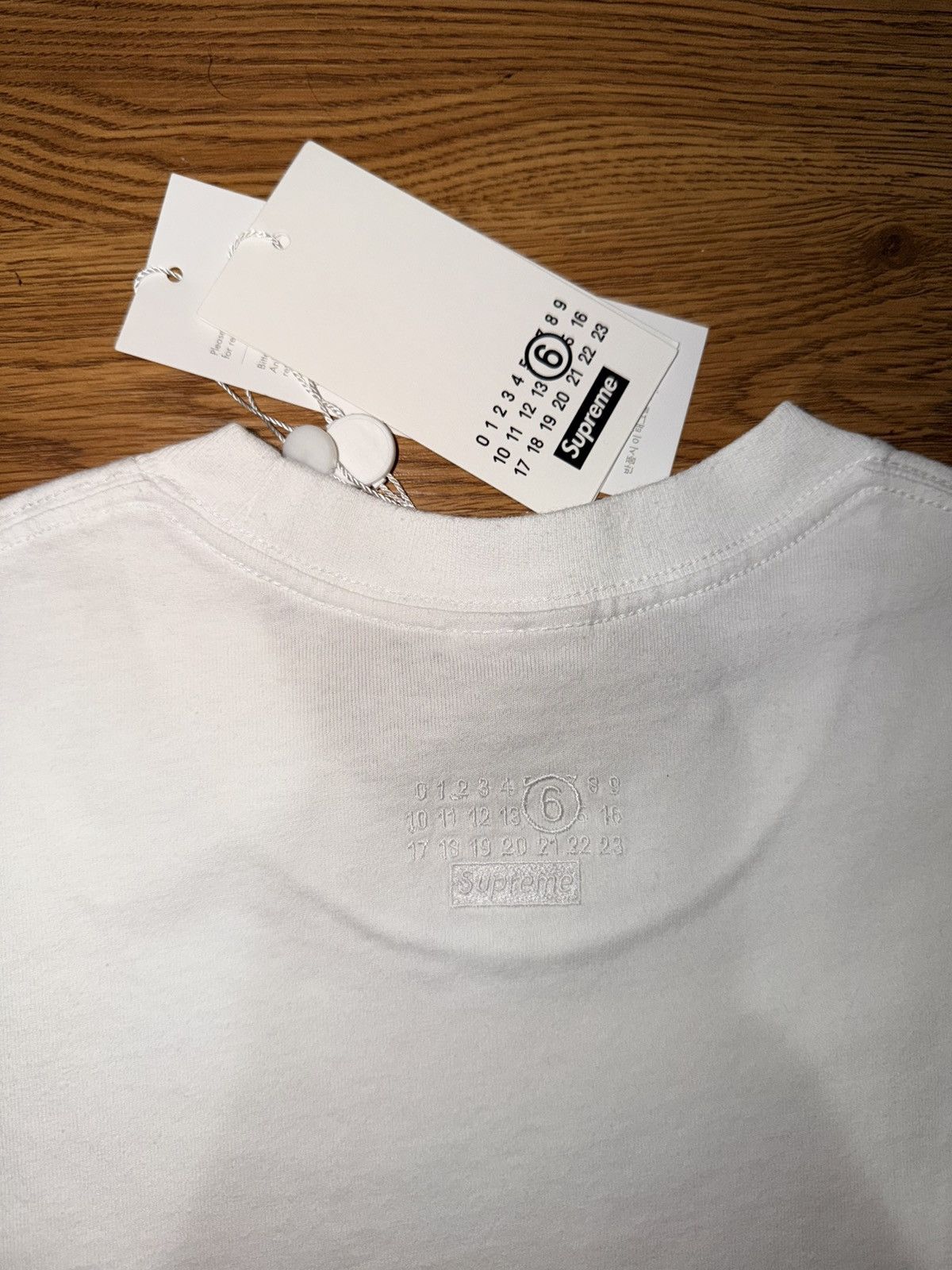 Maison Margiela × Supreme Supreme MM6 Maison Margiela Money S/ S Top White Size Small Size US S / EU 44-46 / 1 - 4 Thumbnail