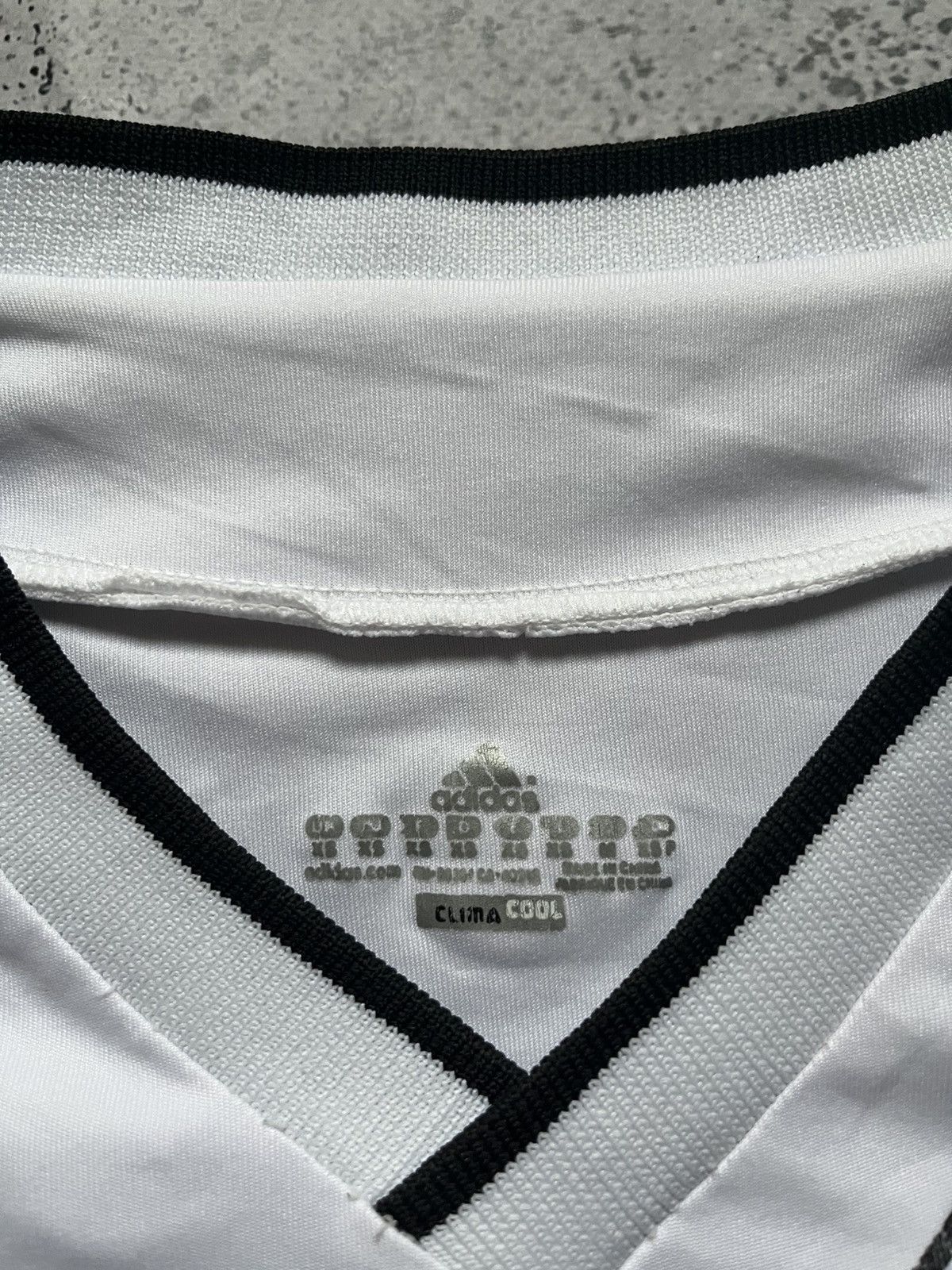 Vintage MULLER Adidas Germany 2011 Soccer Jersey Football Tee Y2K Size US L / EU 52-54 / 3 - 9 Thumbnail