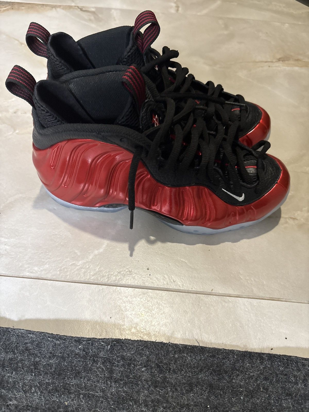 Nike Nike Foamposite Size US 7 / EU 40 - 8 Thumbnail