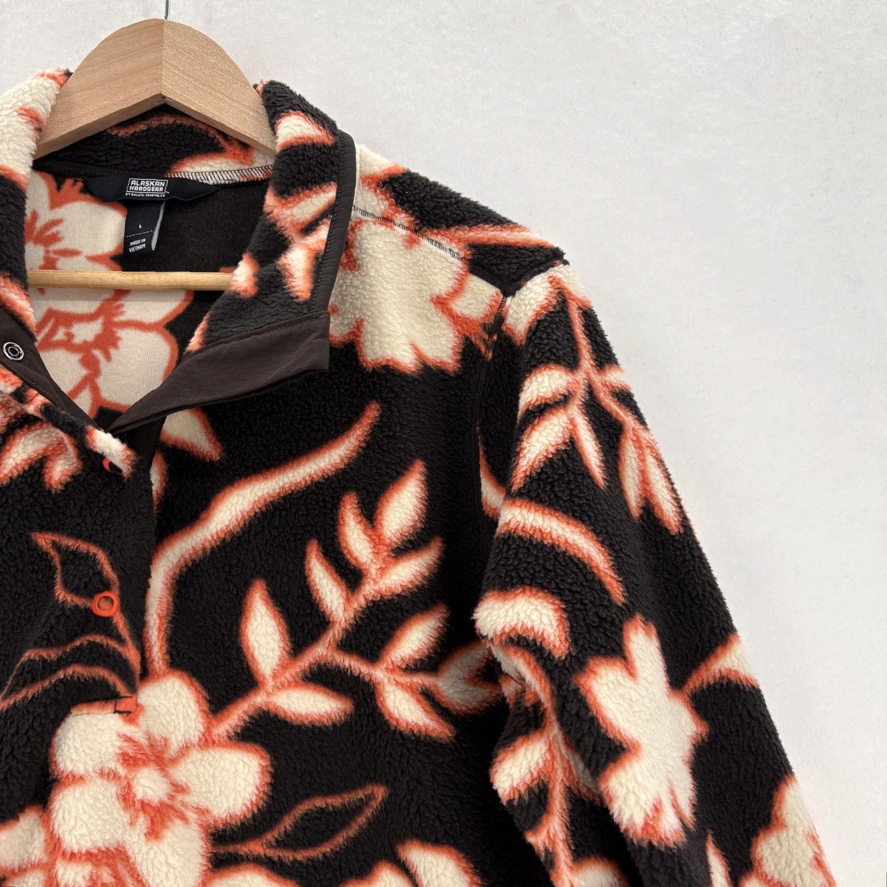 Vintage Duluth Women's Jacket L Black Floral Fleece Mid-Length Zip Pockets Snap Up Winter Hiking Camp Mock Pullover Size L / US 10 / IT 46 - 2 Thumbnail