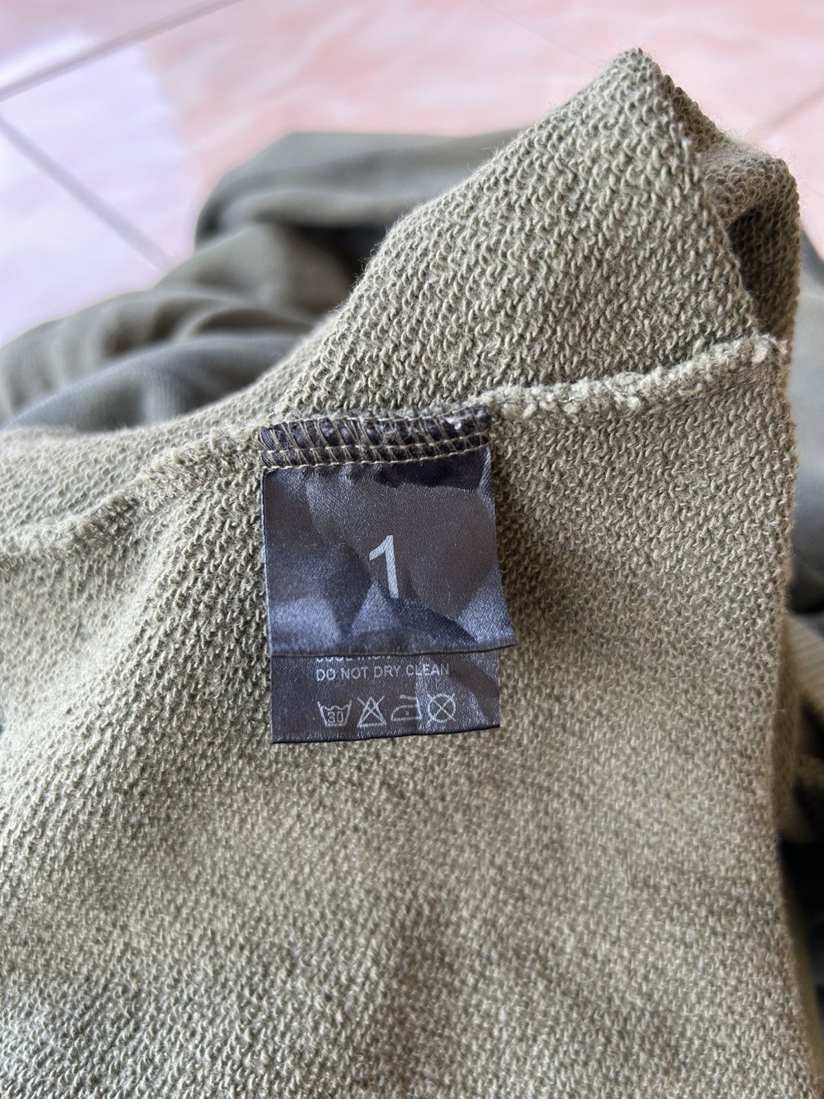 Japanese Brand × Seditionaries Armure Gunshots Distressed Hoodie Size US XS / EU 42 / 0 - 13 Thumbnail