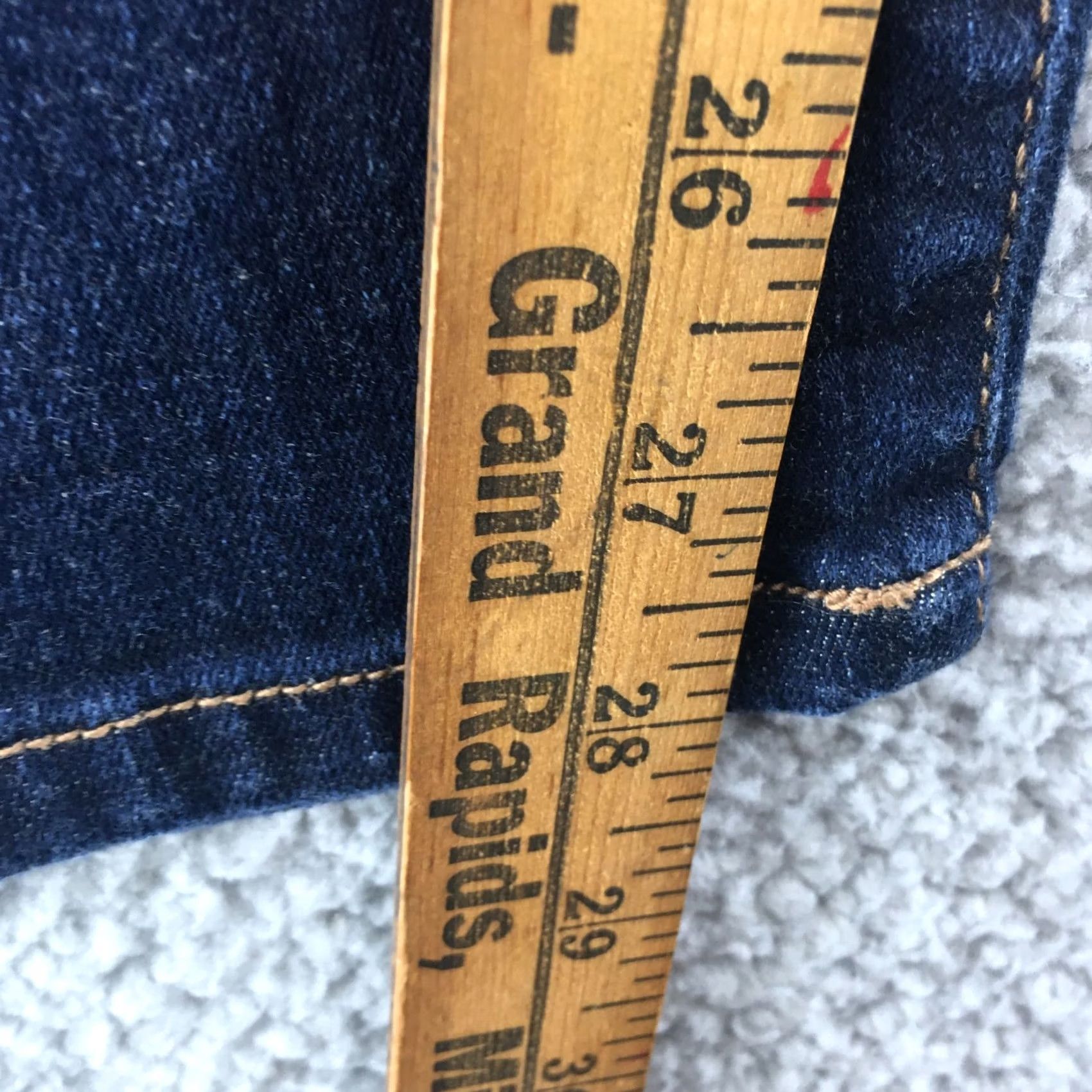 Vintage Liz Lange Maternity Jegging Jeans Womens 2XL Blue Dark Wash Low Rise Denim 5-Pocket Design Jeans Women Womens Maternity Skinny Jegging Size 40" / US 18 - 6 Thumbnail