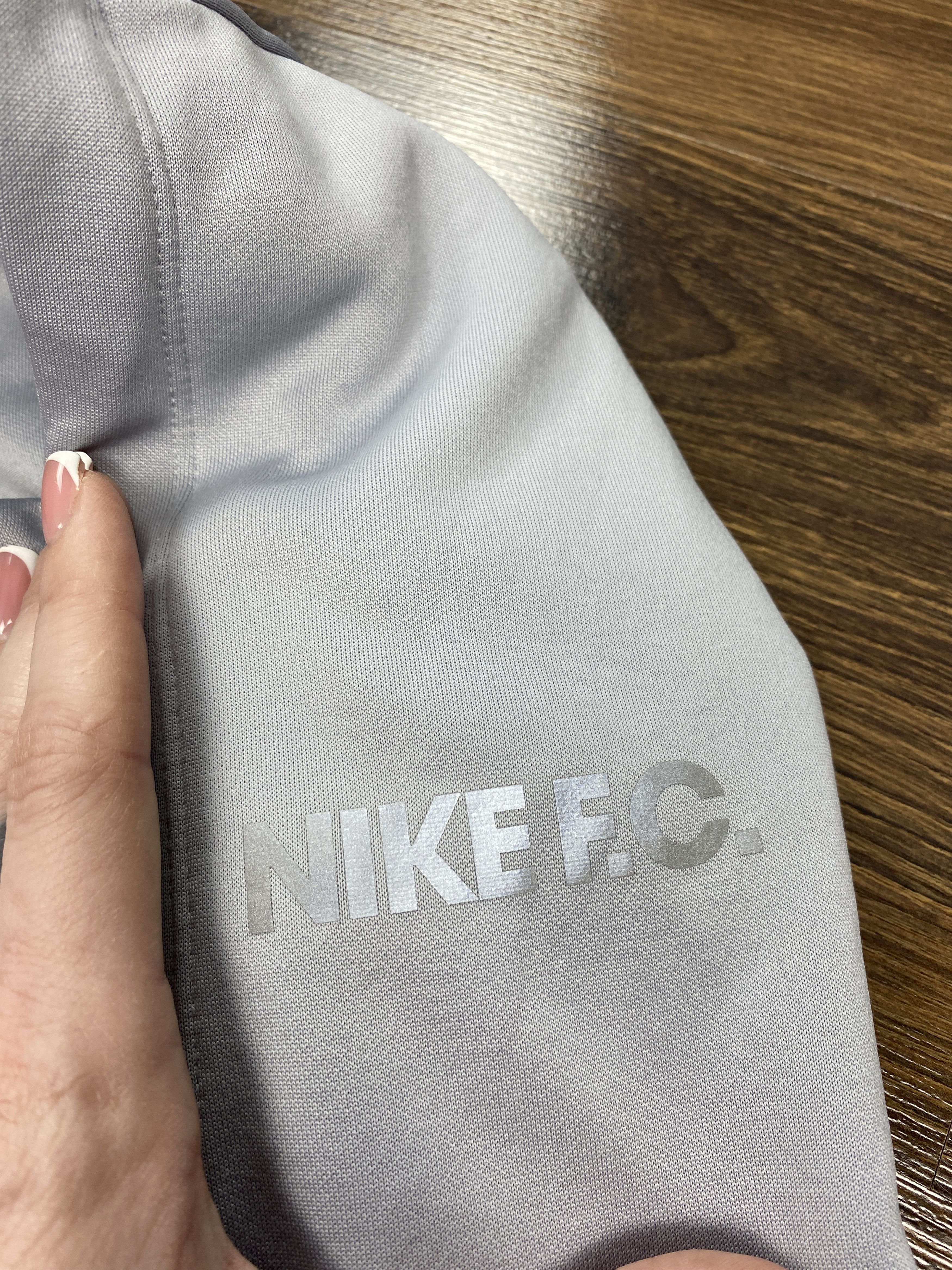 Nike Nike F.C. Mens Hoodie Size US L / EU 52-54 / 3 - 6 Thumbnail