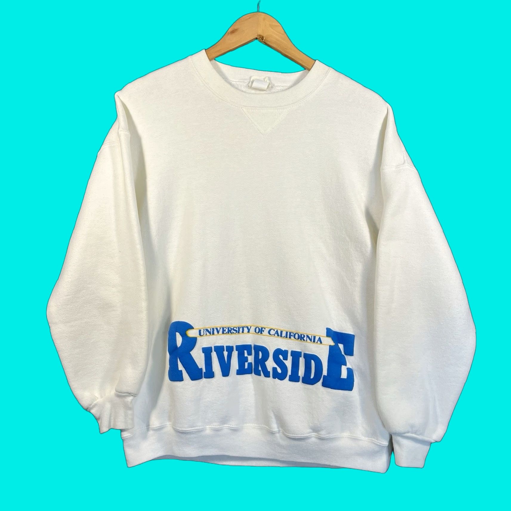 Russell Athletic VINTAGE Russell Athletic UC Riverside Crewneck Sweatshirt XL Mens White Puff Print 70s 80s Collegiate Pullover 80s College UP Stadium? Size US XL / EU 56 / 4 - 1 Thumbnail
