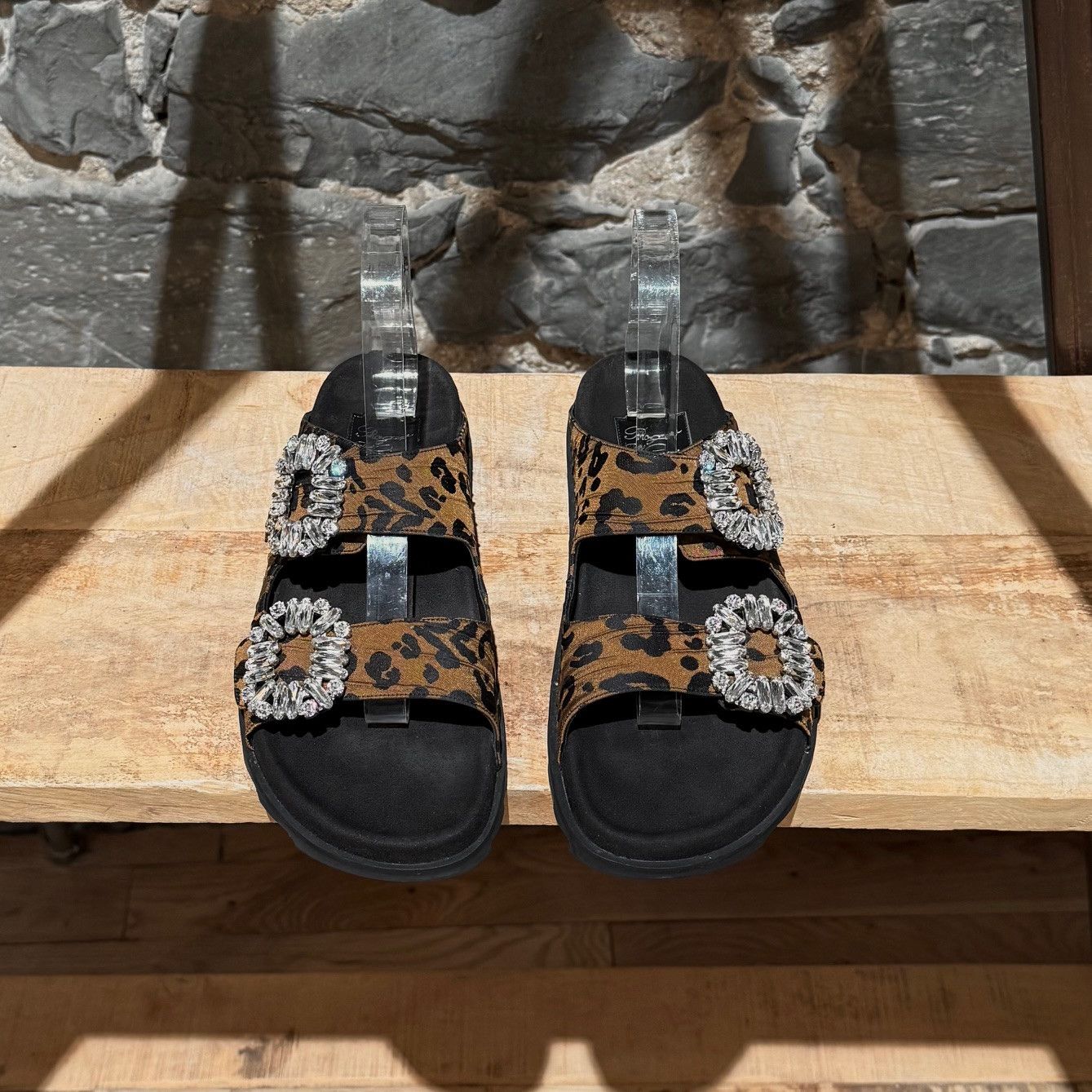 Roger Vivier Roger Vivier Slidy Viv Crystal Buckle Leopard Sandals Size US 9 / IT 39 - 3 Thumbnail