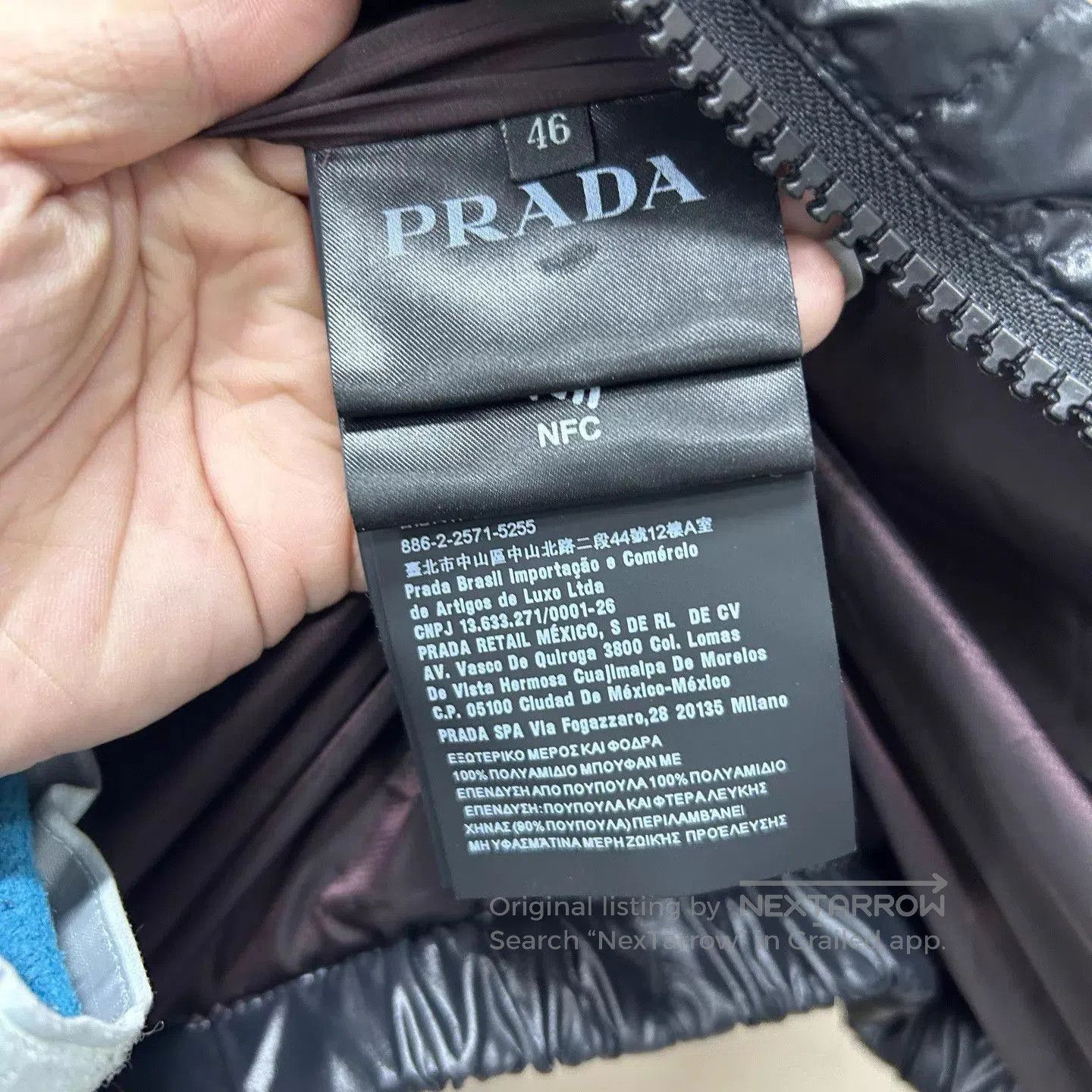 Prada Black Puffy Quilted Sleeveless Outerwear Vest. Size US S / EU 44-46 / 1 - 5 Thumbnail