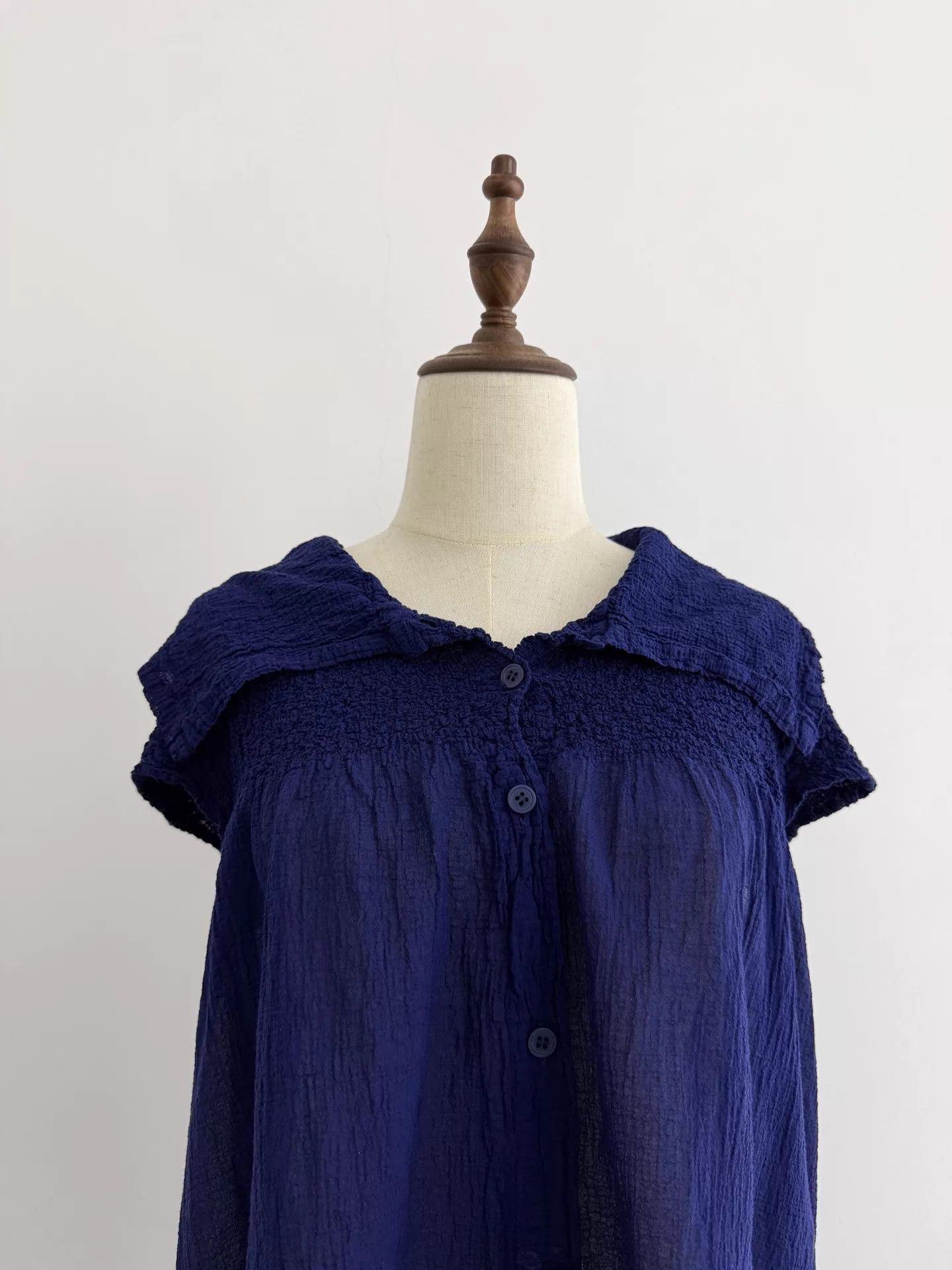 Issey Miyake Issey Miyake Deep Blue Pleated Embroidered Loose Skirt Top Size ONE SIZE - 7 Thumbnail
