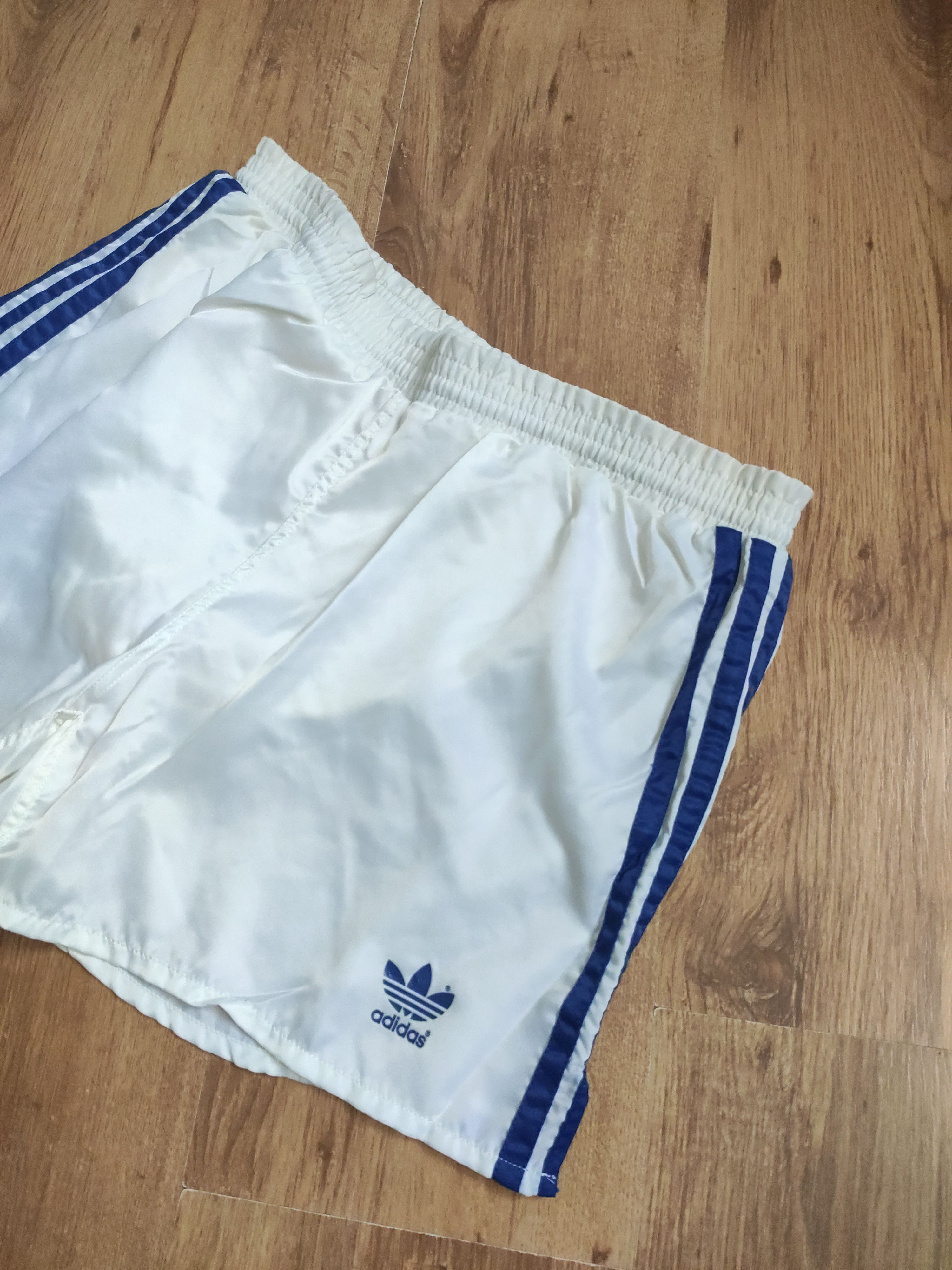 Adidas × Vintage Men's Vintage 80s Adidas Nylon Football Shorts Size 5 Medium Size US 34 / EU 50 - 4 Thumbnail