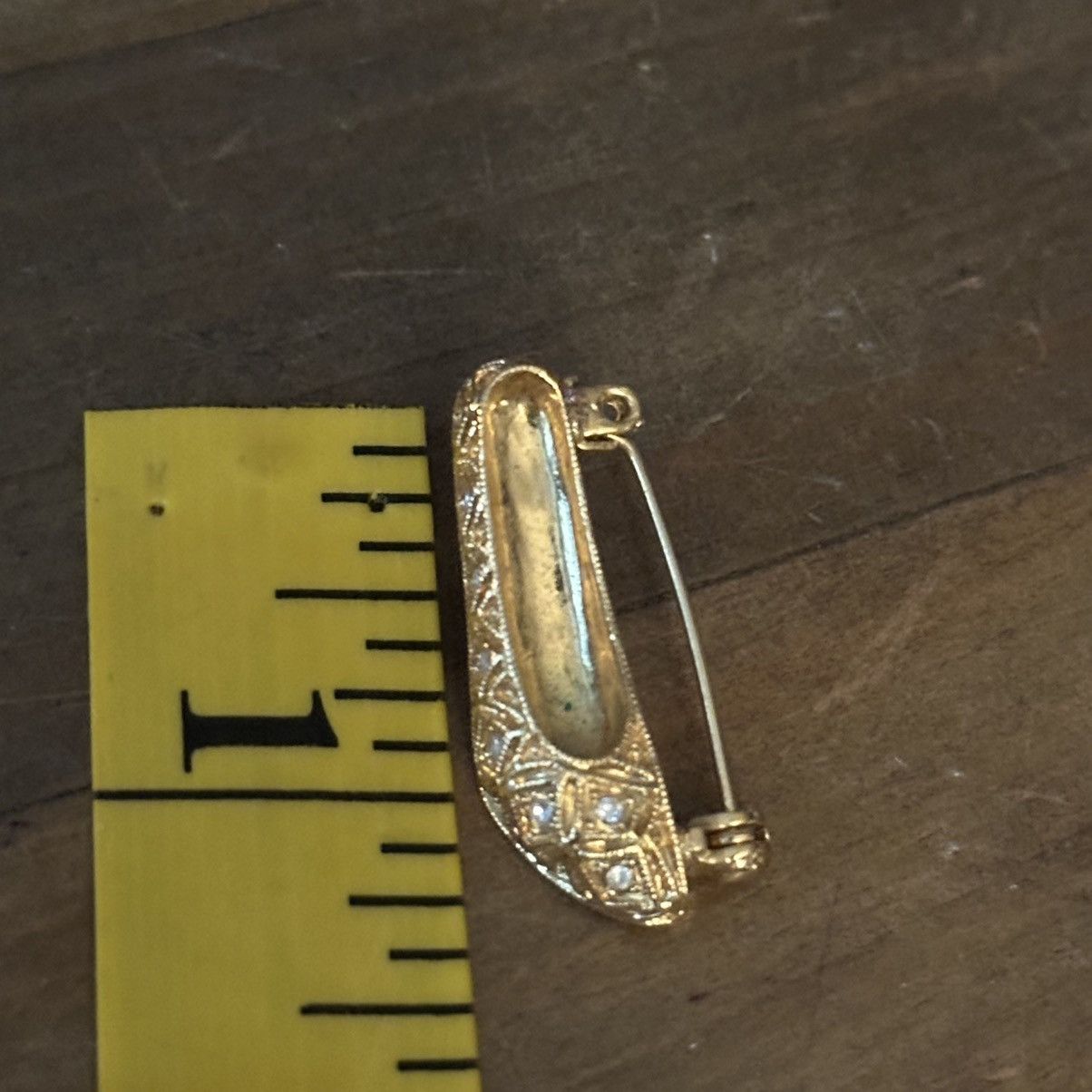 Vintage Vintage gold tone shoe brooch with tiny crystals Size ONE SIZE - 2 Thumbnail