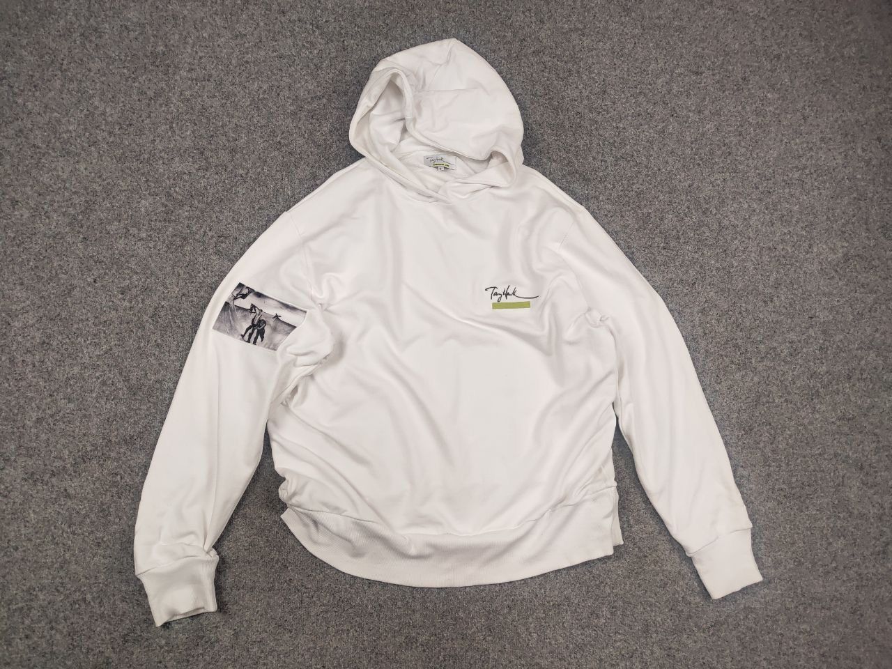 Tony Hawk Tony Hawk signature line Design Photo Logo Oversized Hoodie Size US L / EU 52-54 / 3 - 9 Thumbnail