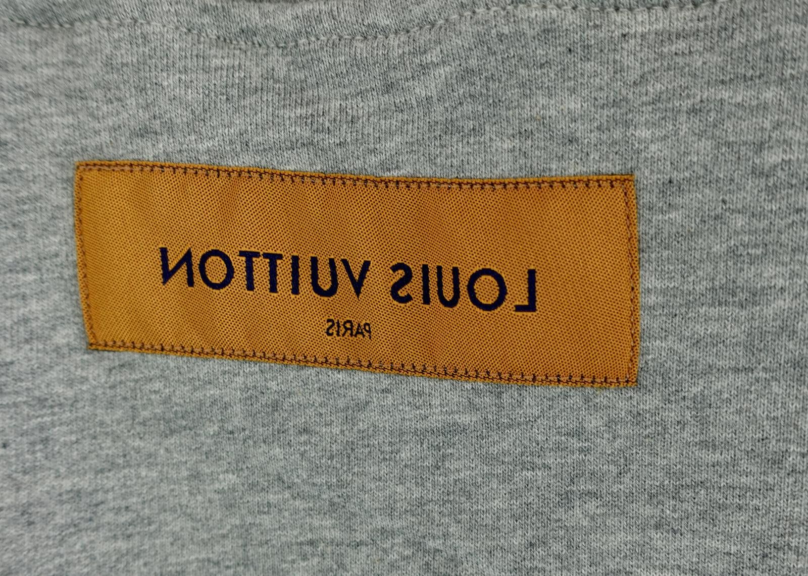 Louis Vuitton Louis Vuitton Tourist VS Purist Tuffetage Hoodie in Grey Size US L / EU 52-54 / 3 - 9 Thumbnail