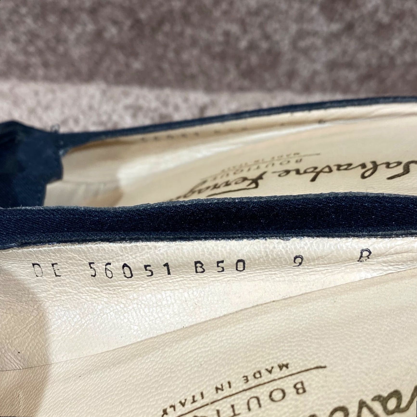 Salvatore Ferragamo Salvatore Ferragamo Heels Womens 9 B Black Buckle Block Lightweight Comfort 2.5" Pump Womens Shoes US 9.5 Nubuck Size US 10 / IT 40 - 6 Thumbnail