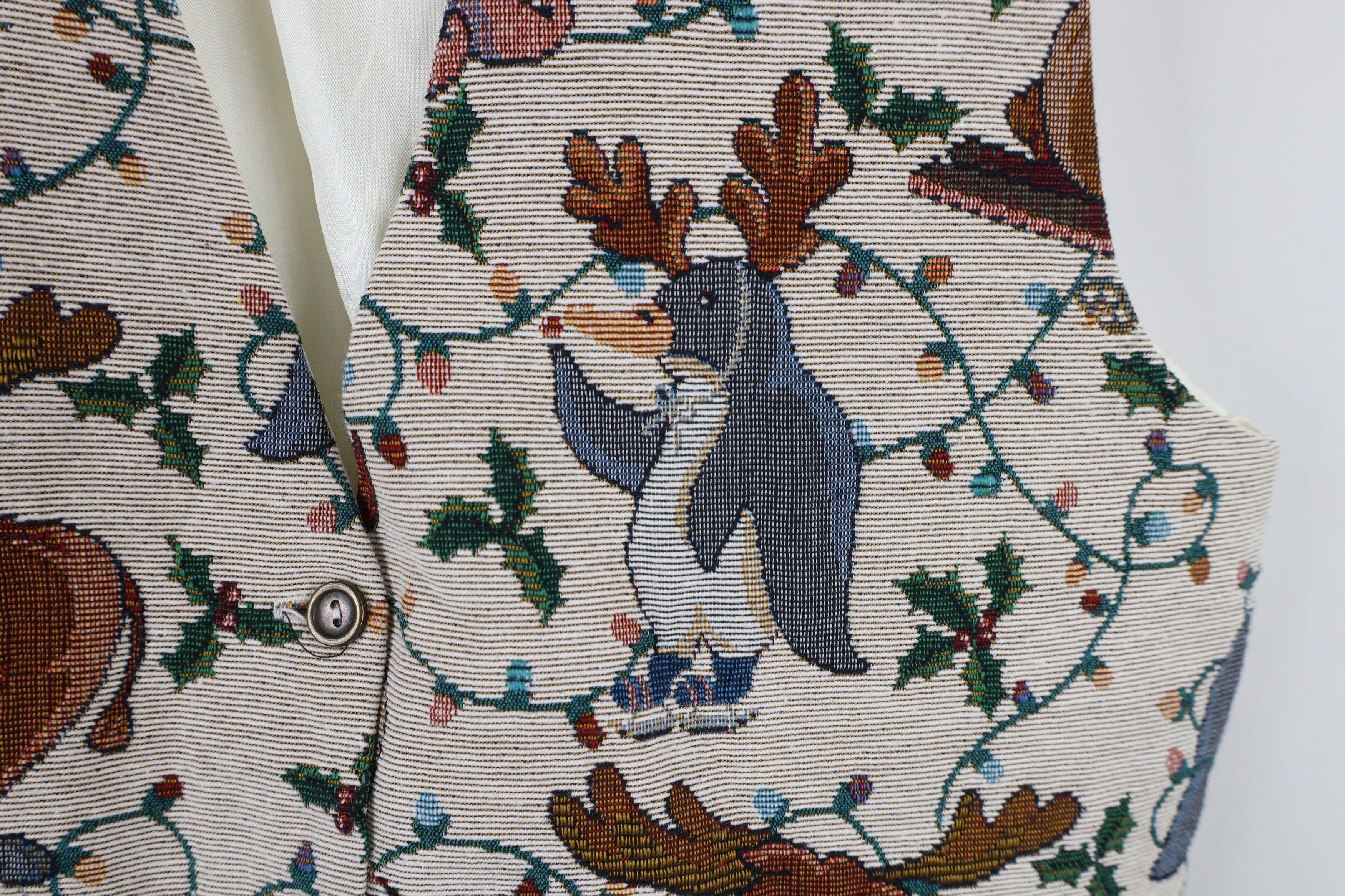 Vintage Vintage 90s Streetwear Penguin Tapestry Tie Back Vest USA Size M / US 6-8 / IT 42-44 - 5 Thumbnail