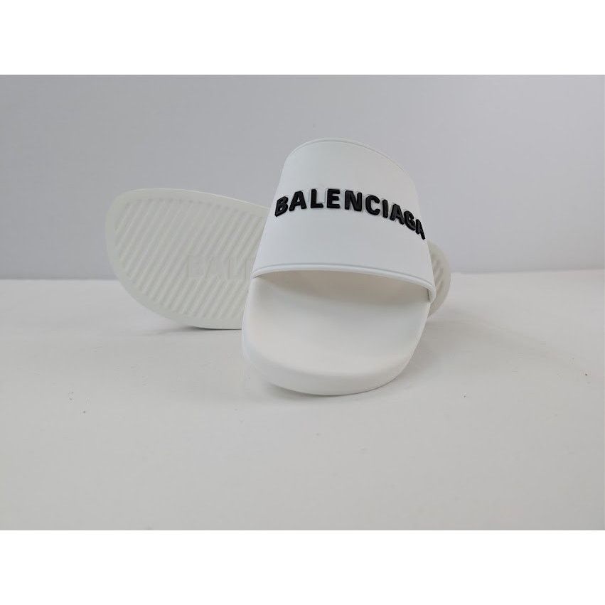 Balenciaga o1rshd1 Rubber Logo Pool Slide Sandals in White / Black 45 Size US 12 / EU 45 - 13 Thumbnail