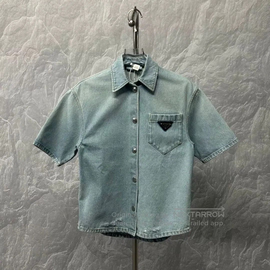 Prada Prada Triangle Logo Denim Short. Size XS / US 0-2 / IT 36-38 - 2 Thumbnail