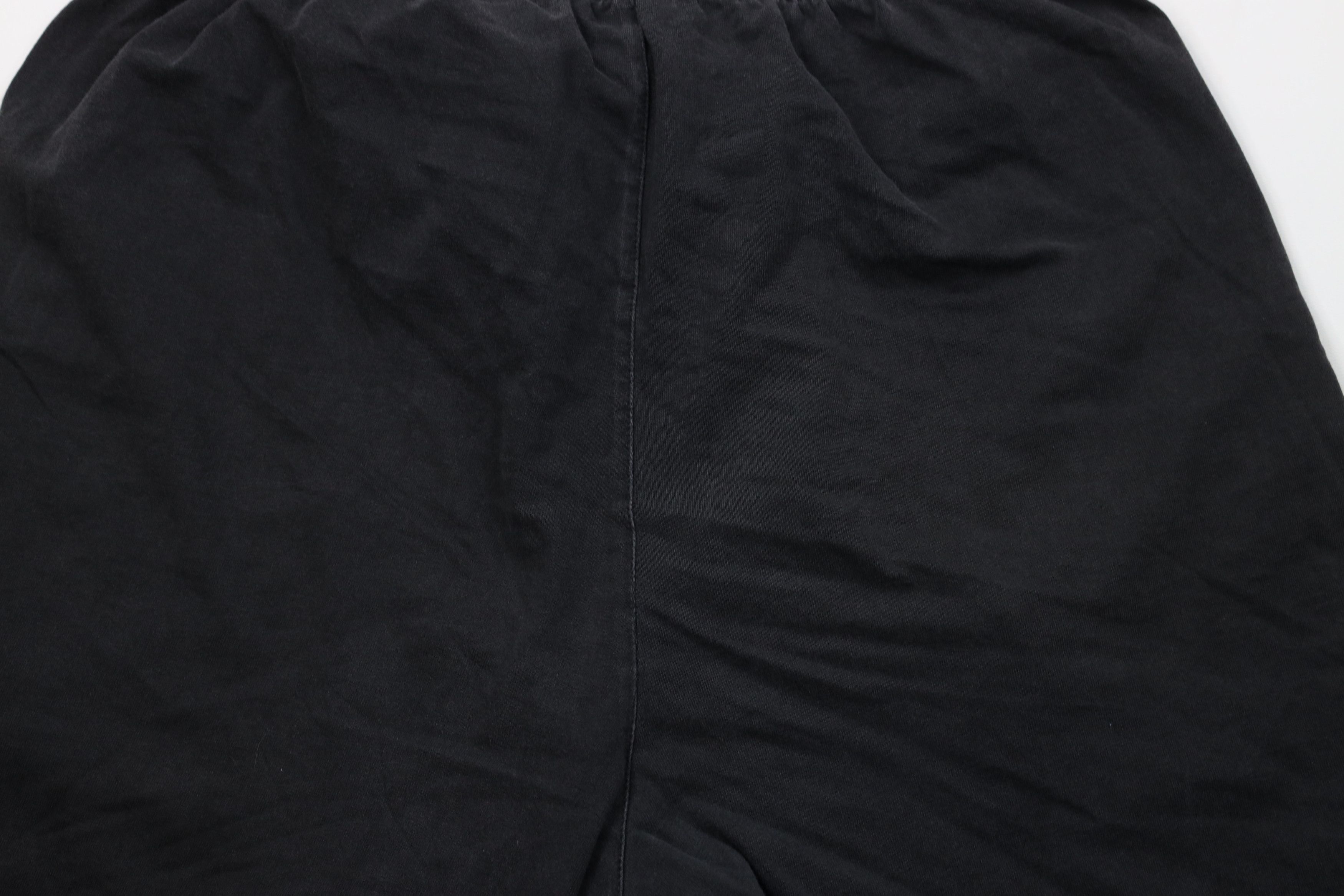 Fila Vintage 90s Fila Spell Out Above Knee Shorts Black Cotton Size US 34 / EU 50 - 16 Thumbnail