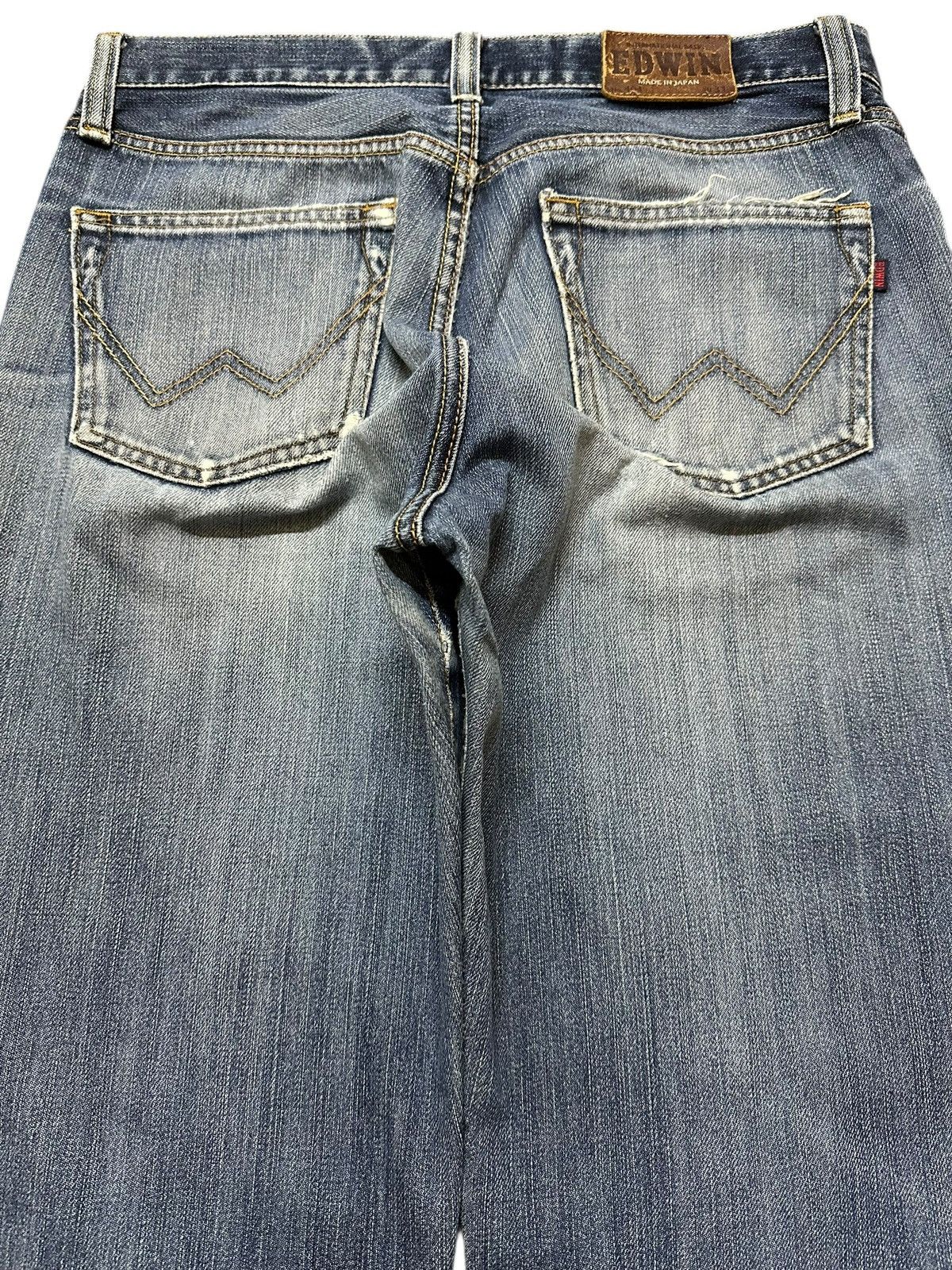 Edwin Vintage Edwin 404 Faded Wash Distressed Style Loose Jeans Size US 31 - 5 Thumbnail