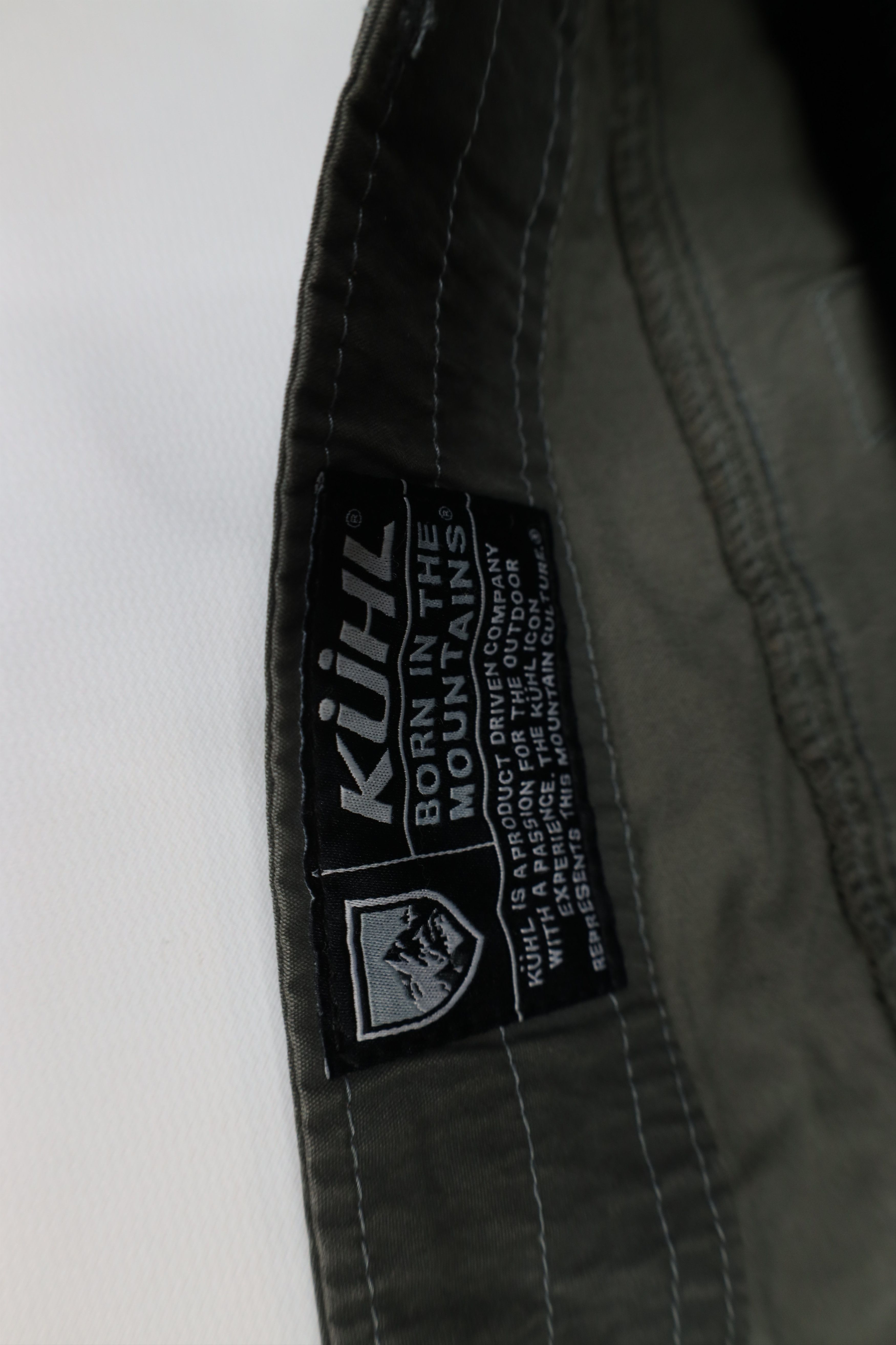 Kuhl Kuhl Mountain Vintage Dye Outdoor Trekking Cargo Shorts Size US 38 / EU 54 - 10 Thumbnail