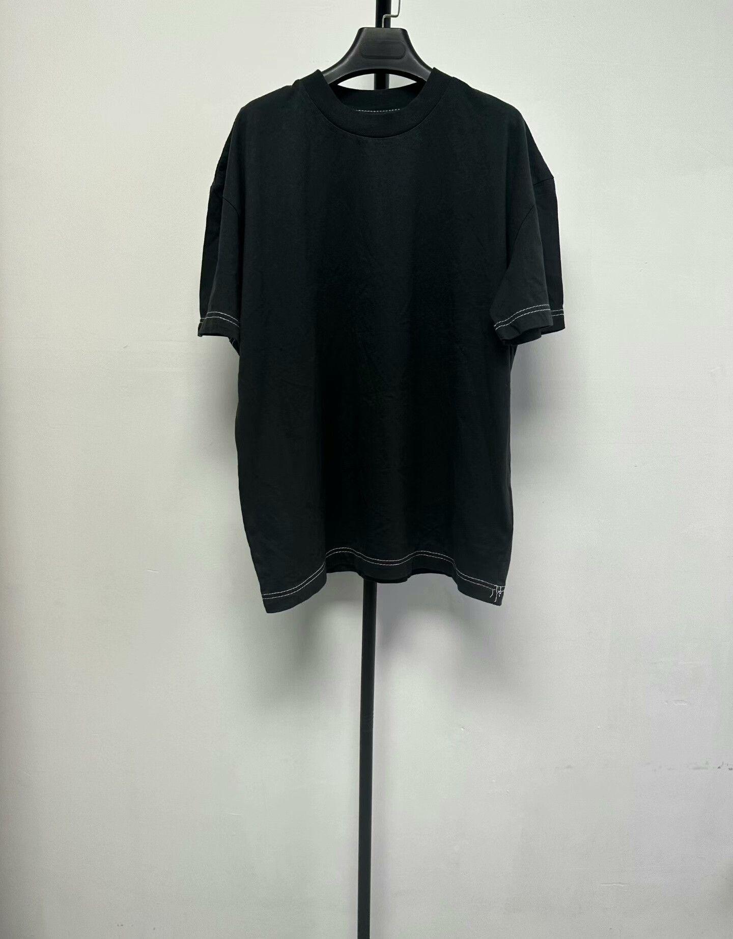 Acne Studios Acne Studios Contrast Stitch Logo T-Shirt US S Size US S / EU 44-46 / 1 - 1 Thumbnail