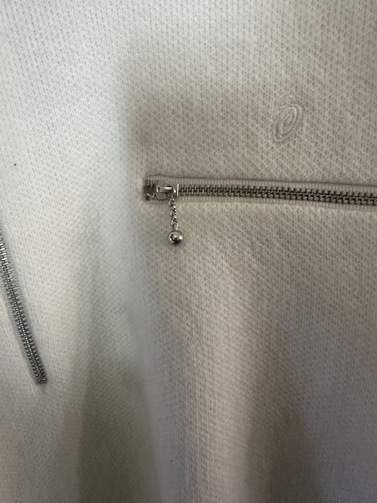 Allure County Paris Hilton Zipup