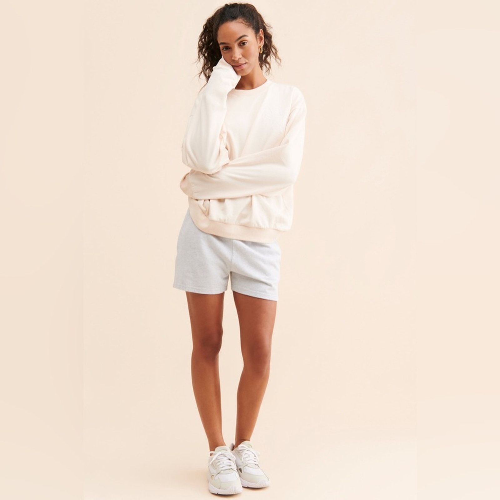 Boys Lie Boys Lie “Shoot Your Shot” Crewneck – One Size(item #077) Size ONE SIZE - 6 Thumbnail