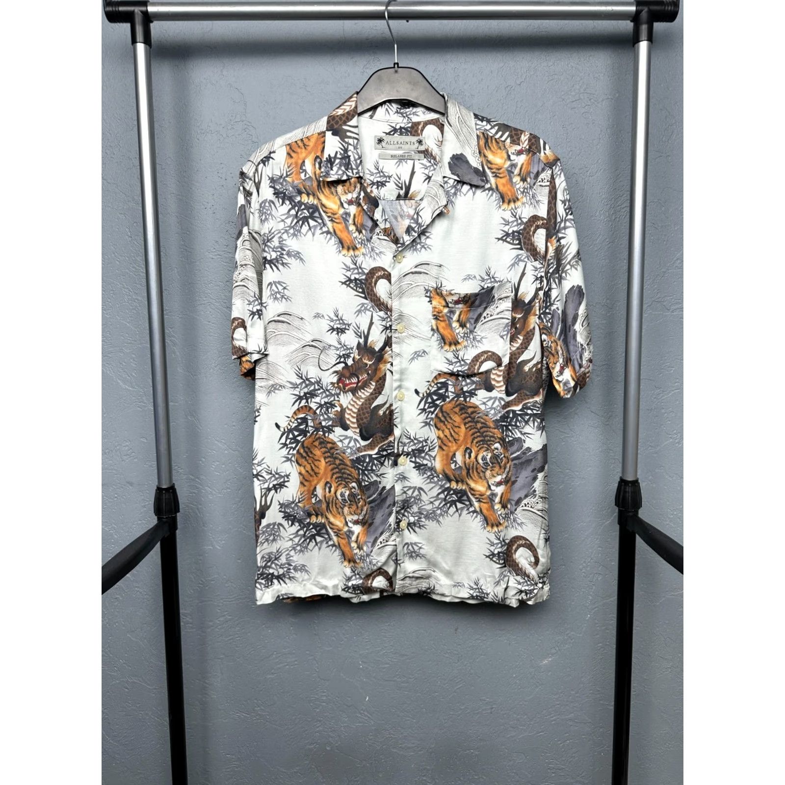Allsaints Allsaints Kali Hawaiian Shirt Dragon Tiger XS Men Button-Up Short Sleeve Collared Multicolor Pattern Hawaiian 90s Theme Mens Size US XS / EU 42 / 0 - 2 Thumbnail