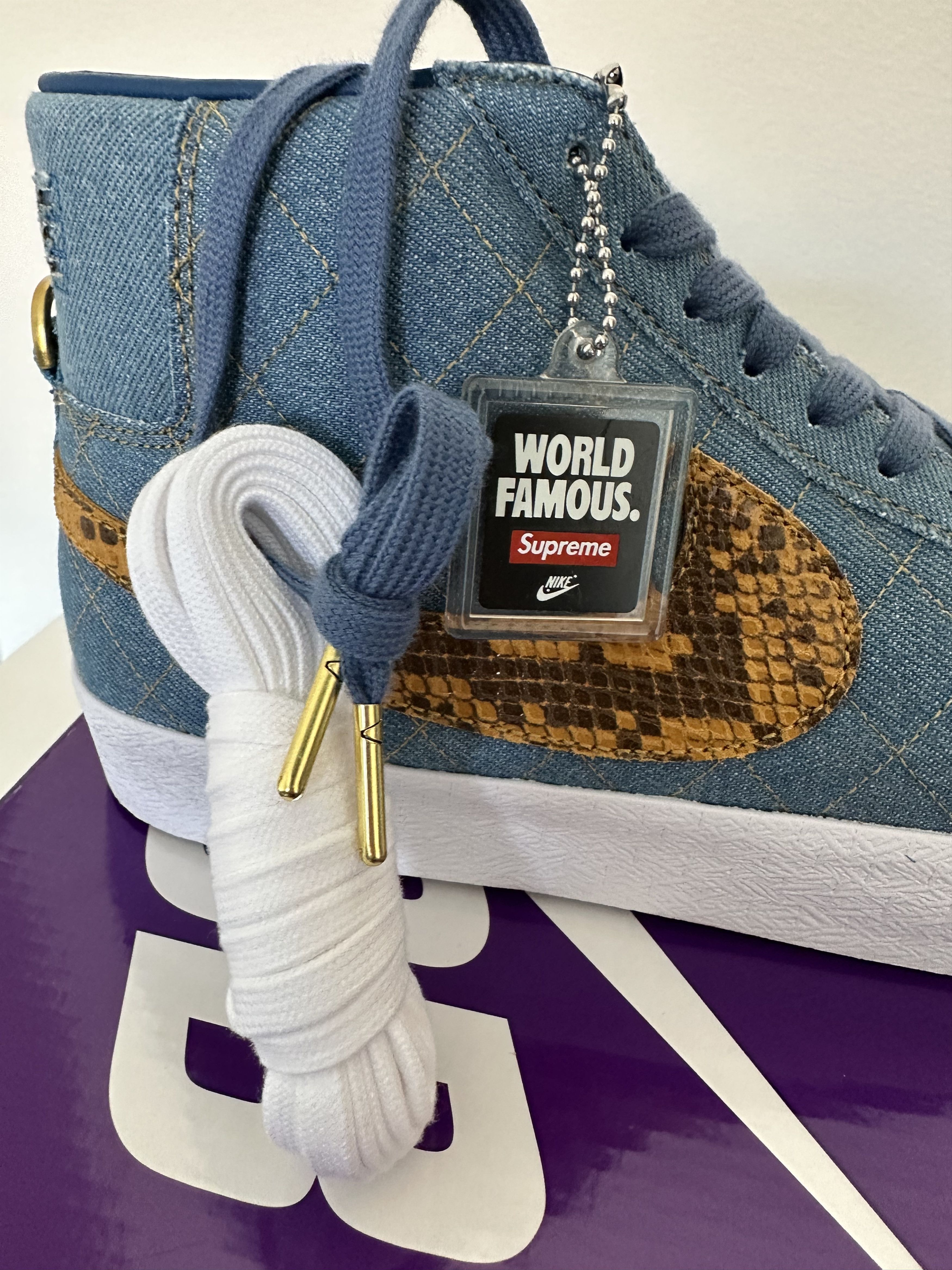 Nike × Supreme SB Zoom Blazer Mid QS 2 Size US 10.5 / EU 43-44 - 3 Thumbnail