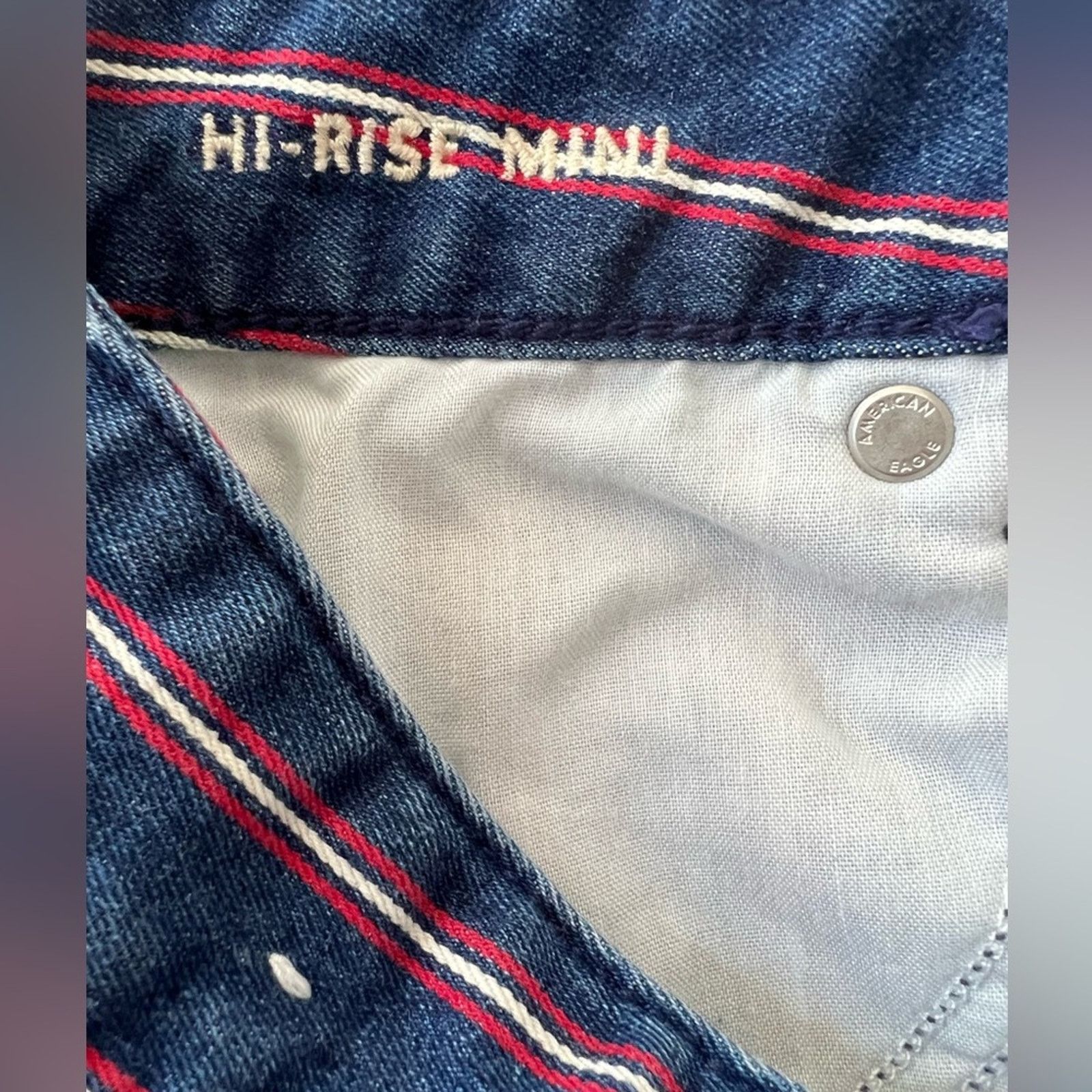 American Eagle Outfitters American Eagle Pinstripe Hi-Rise Mini Skirt Size 0 LIKE NEW Size 25" / US 0 / IT 36 - 4 Thumbnail