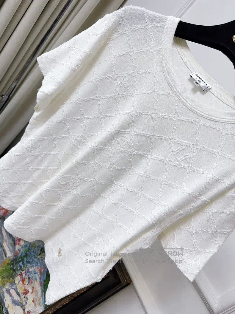 Chanel Chanel White diamond check short-sleeved T-shirt Size XS / US 0-2 / IT 36-38 - 3 Thumbnail
