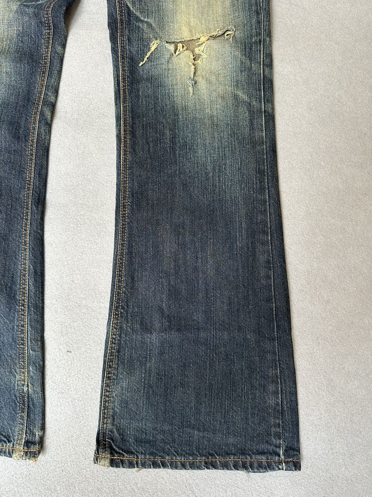 Japanese Brand FLARE Edwin Distressed Denim Size US 31 - 6 Thumbnail