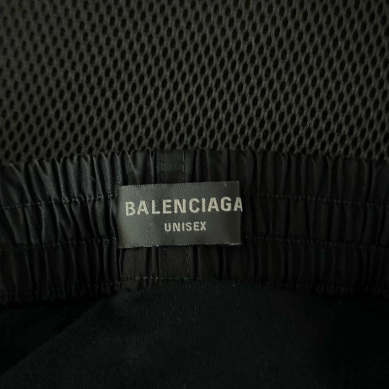 Balenciaga Balenciaga size S Black nylon double-waist shorts Size US 26 / EU 42 - 4 Thumbnail