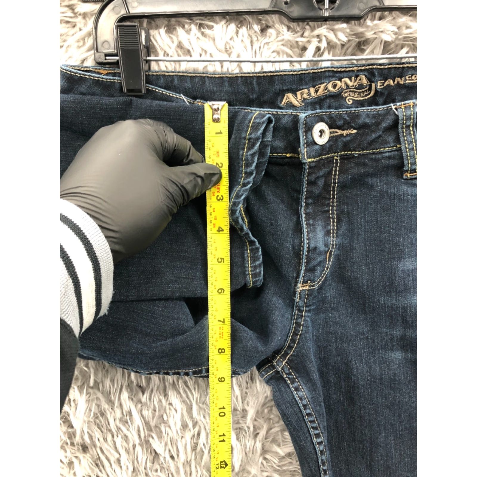 Vintage Arizona Jeans Capri Jeans Size 11 Juniors Low Rise Dark Wash Blue Denim Womens 30 Inseam 24 in 5-Pocket Pattern Solid Vintage No Size 32" / US 10 / IT 46 - 4 Thumbnail