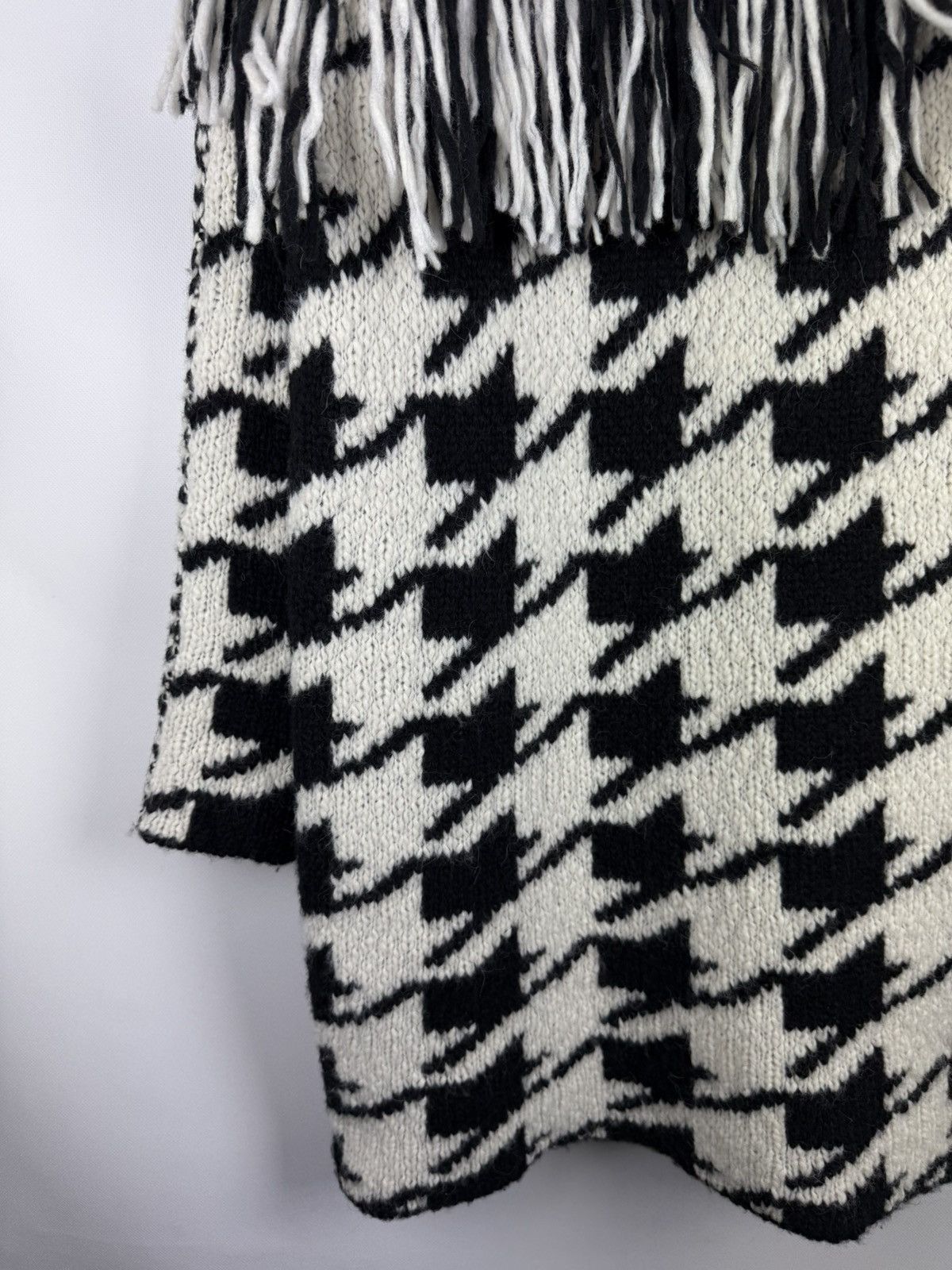 Philosophy di Lorenzo Serafini Philosophy Di Lorenzo Serafini Heavy Knitted Sweater Dress Size M / US 6-8 / IT 42-44 - 7 Thumbnail