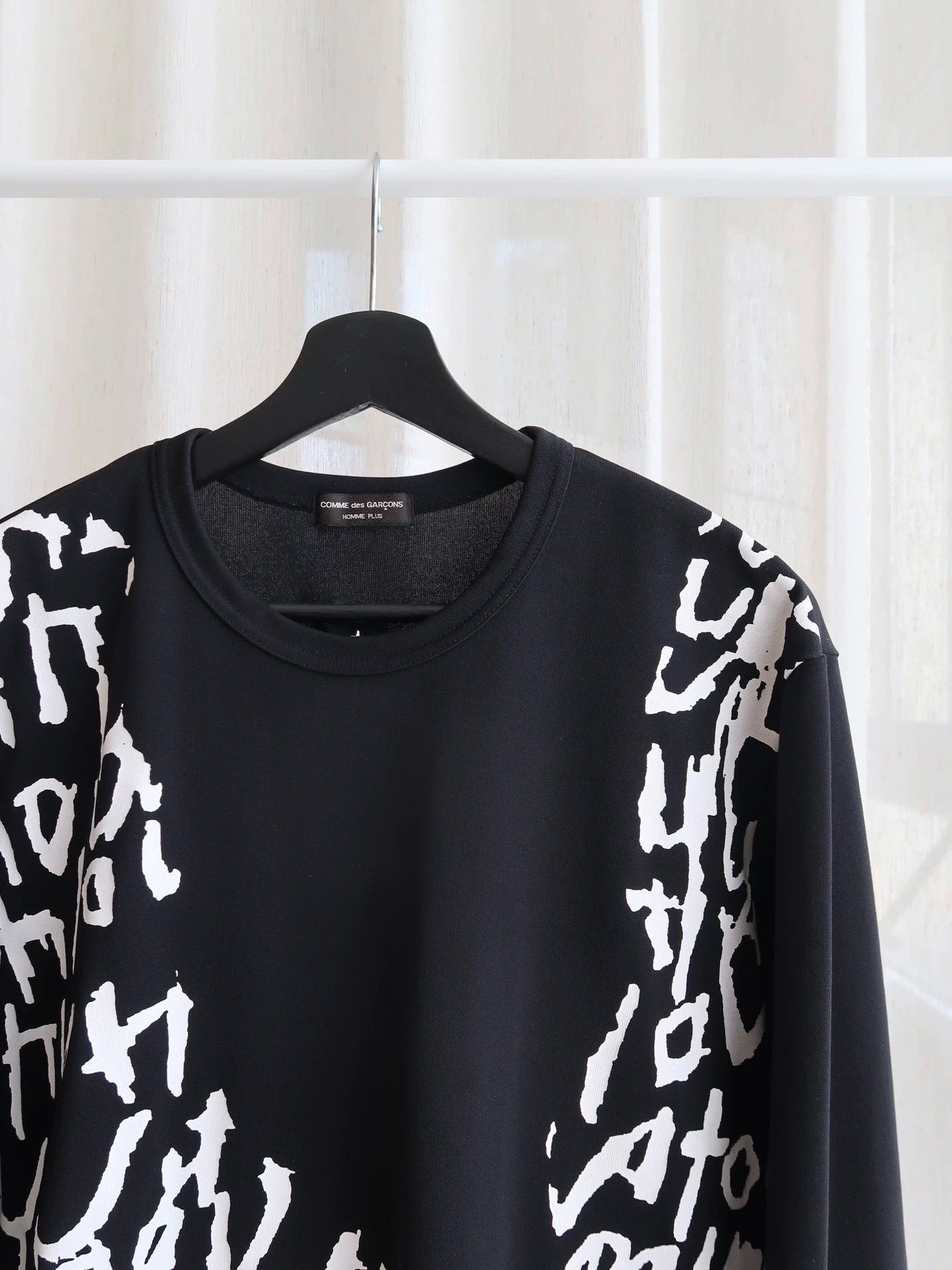 Comme des Garcons Comme des Garcons Collaboration Graffiti Long-Sleeve Top Size US M / EU 48-50 / 2 - 3 Thumbnail