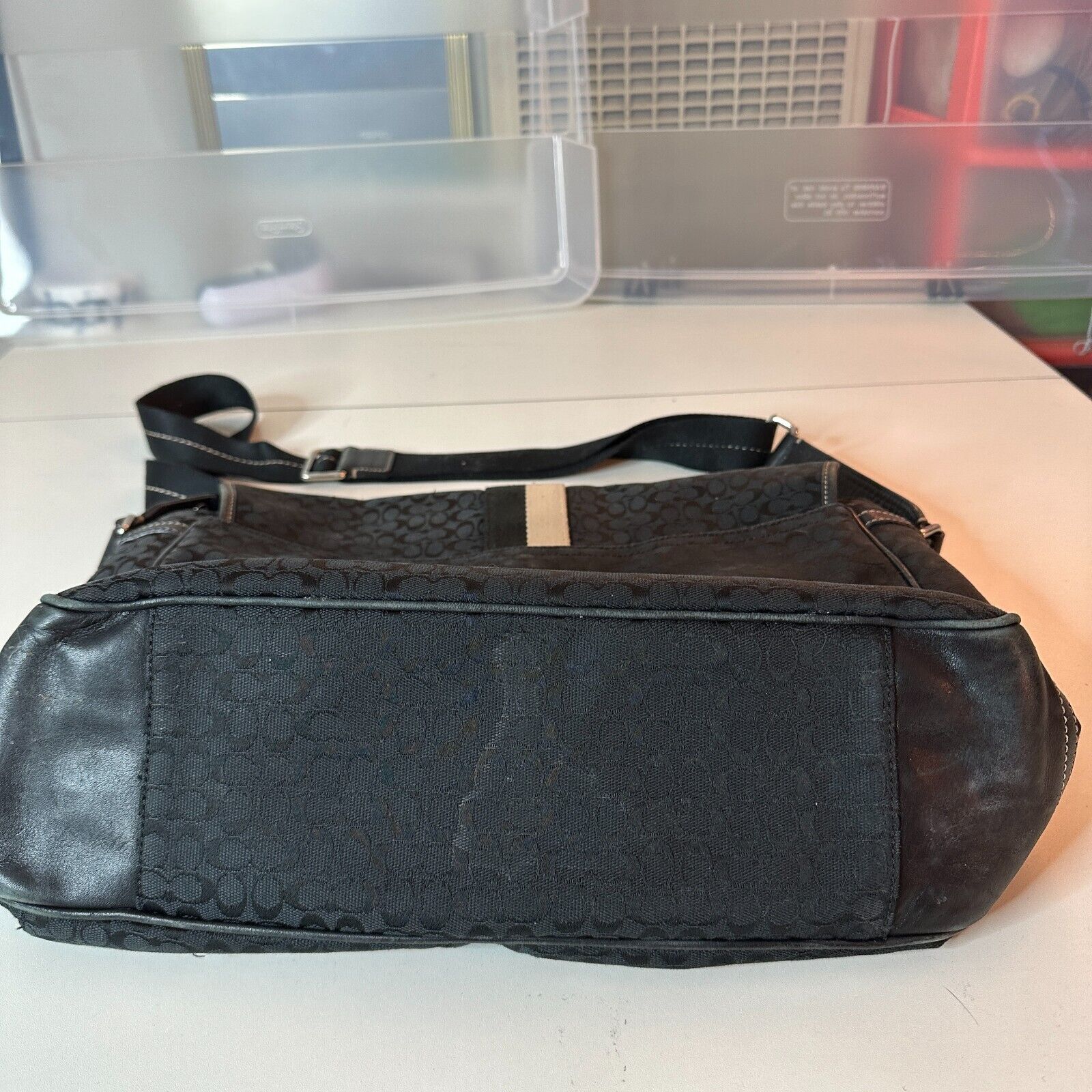 Coach Coach Signature Black Tan Voyager Messenger Shoulder Bag Size ONE SIZE - 4 Thumbnail