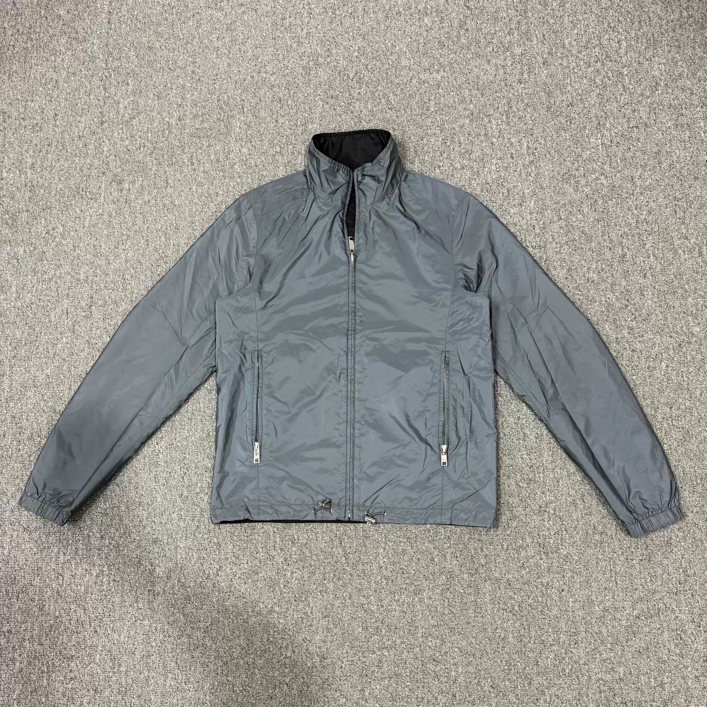 Prada Prada reversible black gray logo hem jacket 46 mint Size US S / EU 44-46 / 1 - 2 Thumbnail