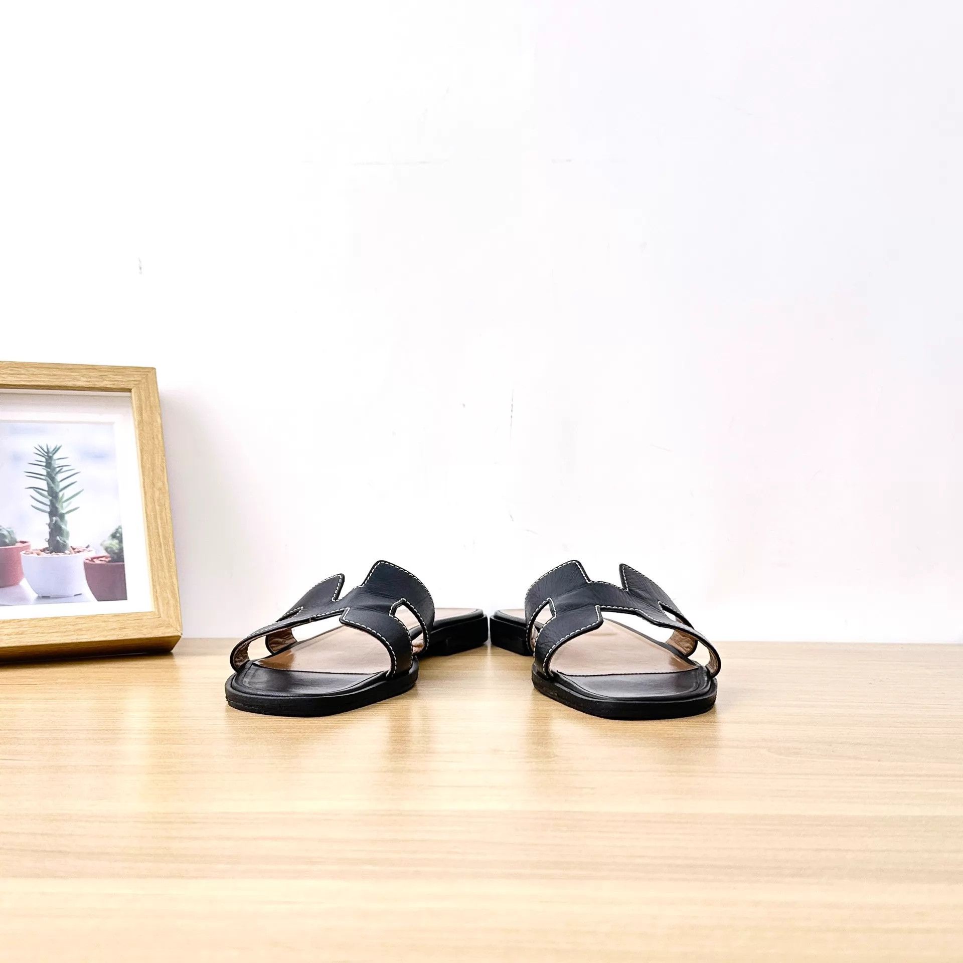 Hermes Hermès Slippers 38 Size US 7.5 / IT 37.5 - 2 Thumbnail