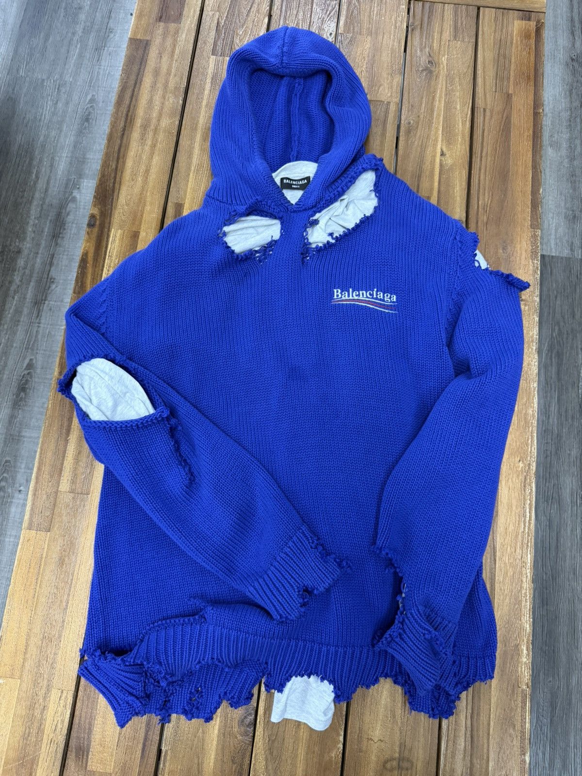 Balenciaga Balenciaga Campaign Distressed Knitwear Size Large Size US L / EU 52-54 / 3 - 1 Thumbnail