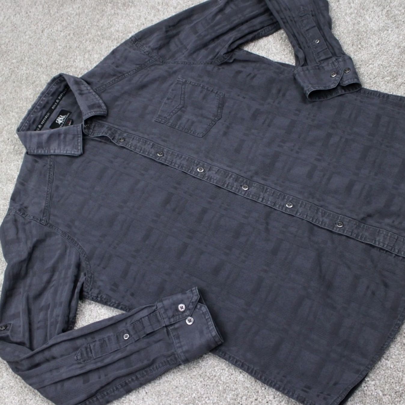 Vintage Rock & Republic Rock & Roll Tab Shirt Mens Large Gray Button Up Long Sleeve Cotton L/S Size US L / EU 52-54 / 3 - 7 Thumbnail