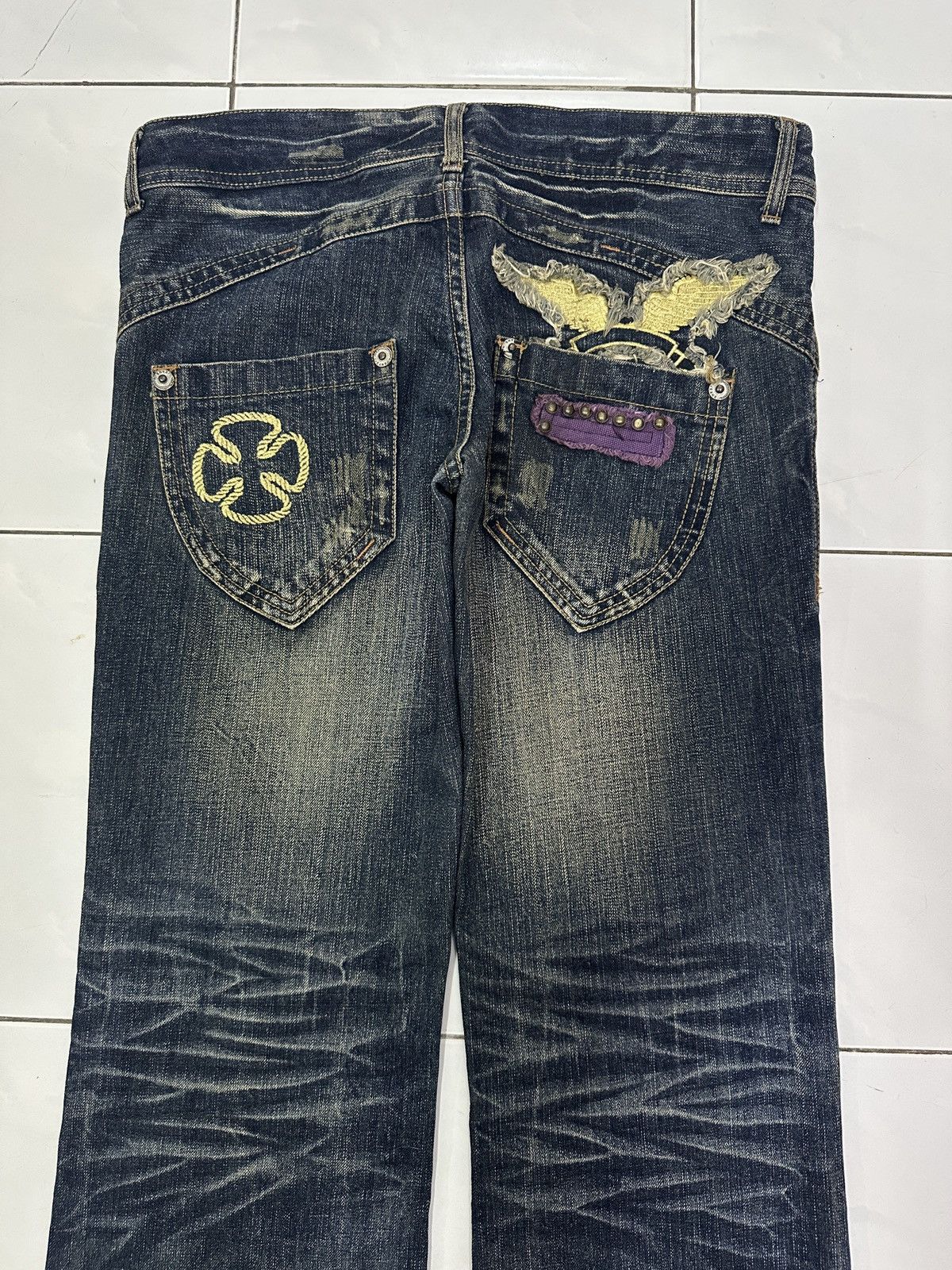 Japanese Brand × Vintage Cross Distressed Jeans Size US 33 - 4 Thumbnail
