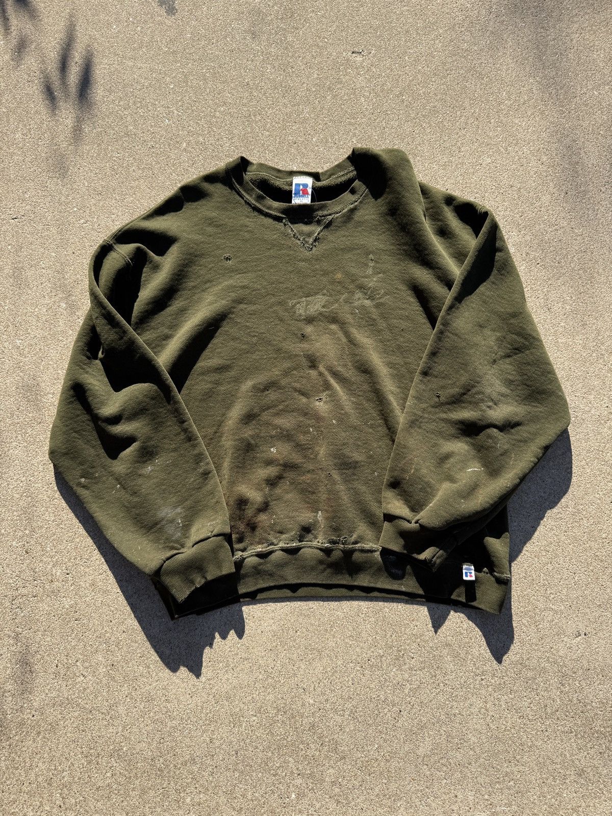 Russell Athletic 90s Distressed Russell Athletic Crewneck Size US XL / EU 56 / 4 - 1 Thumbnail