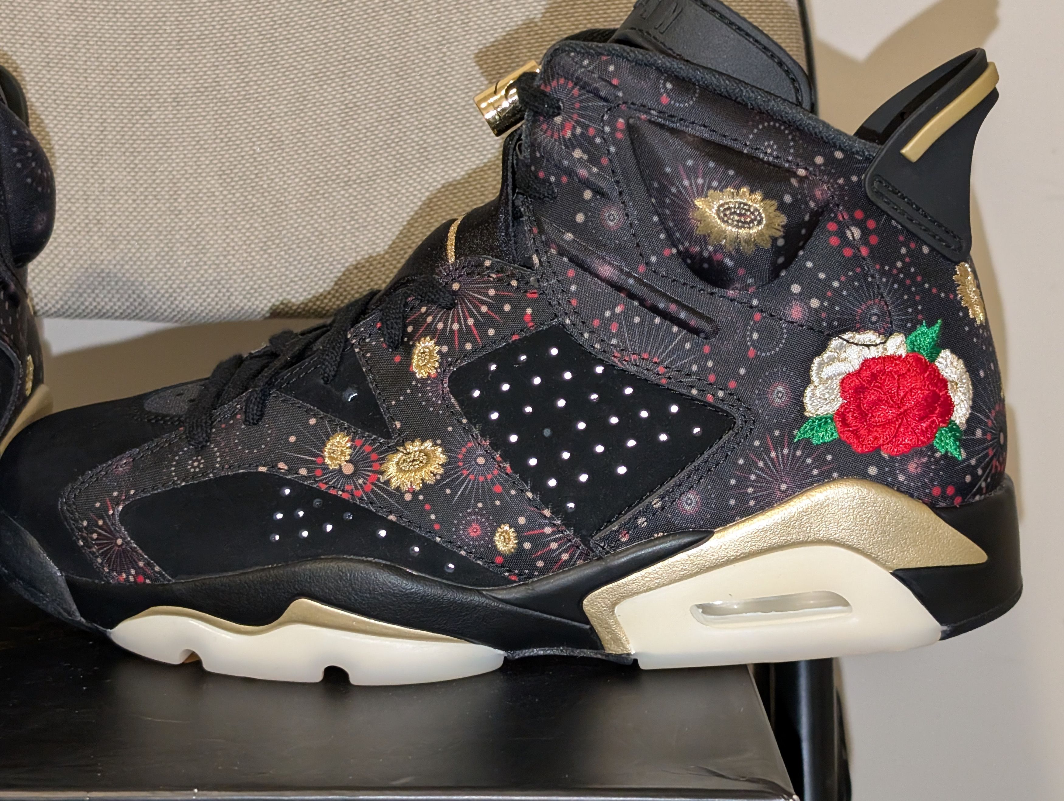 Jordan Brand AIR JORDAN 6 CNY EDITION SIZE 9 US Size US 9 / EU 42 - 5 Thumbnail