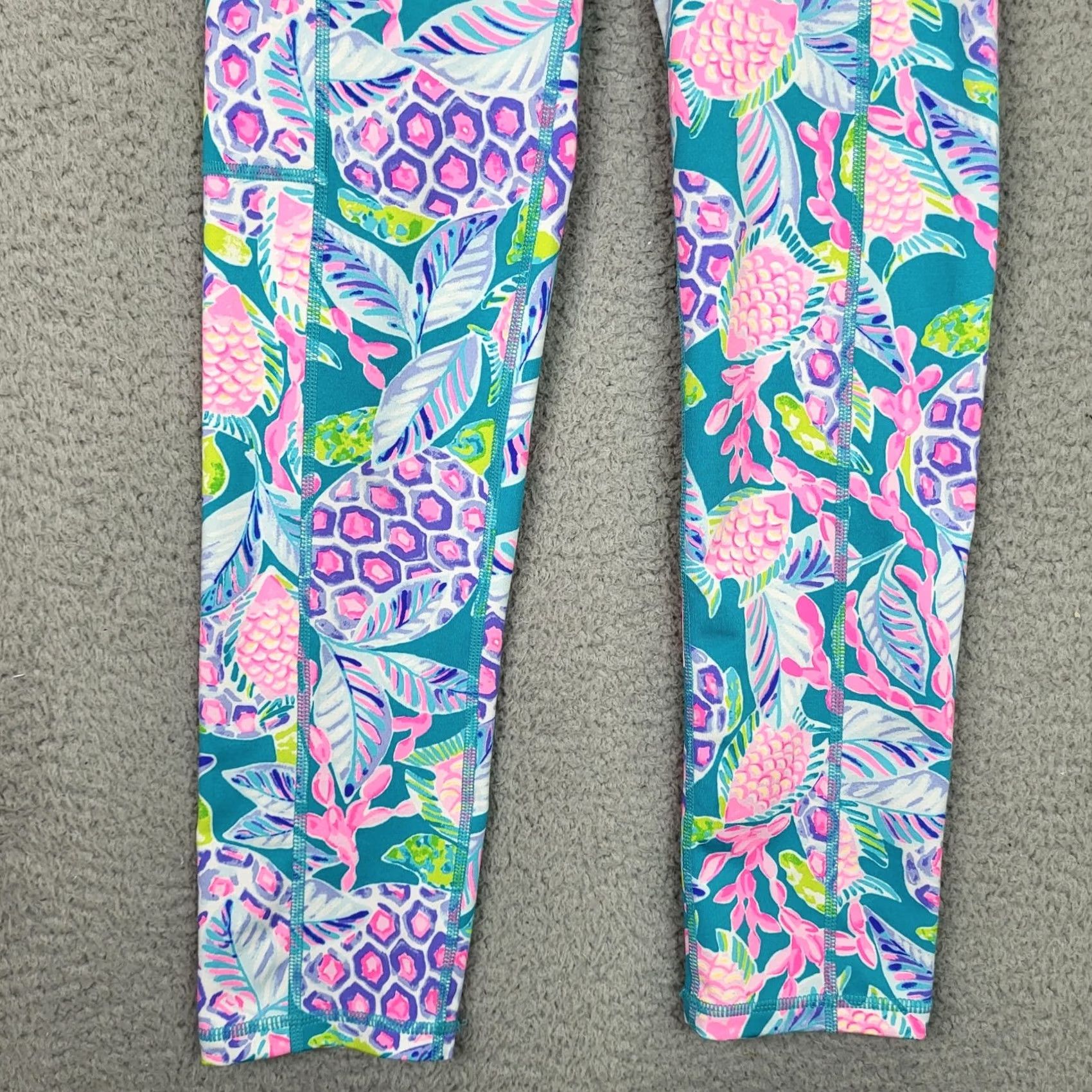 Lilly Pulitzer Lilly Pulitzer Luxletic Women's Floral Printed Mid-rise Leggings XXS Leggings Floral Multi XS? Size 24" / US 00 / IT 34 - 6 Thumbnail