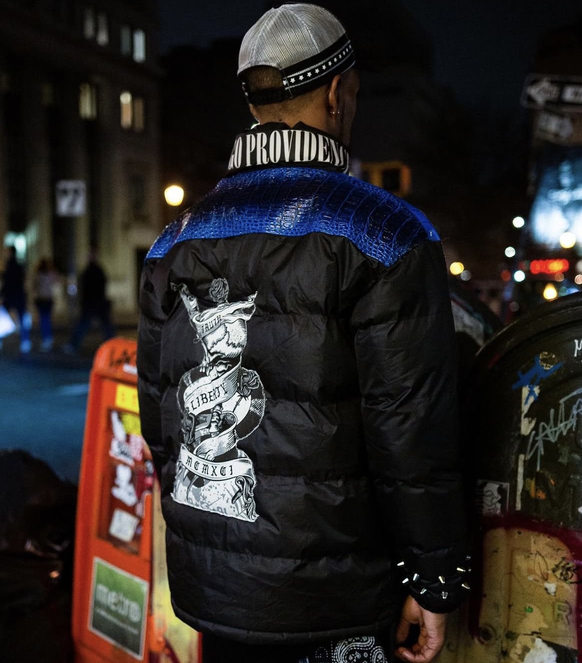 Other Indigo Providence “Chaos & Liberty” Puffer Jacket Size US M / EU 48-50 / 2 - 2 Thumbnail