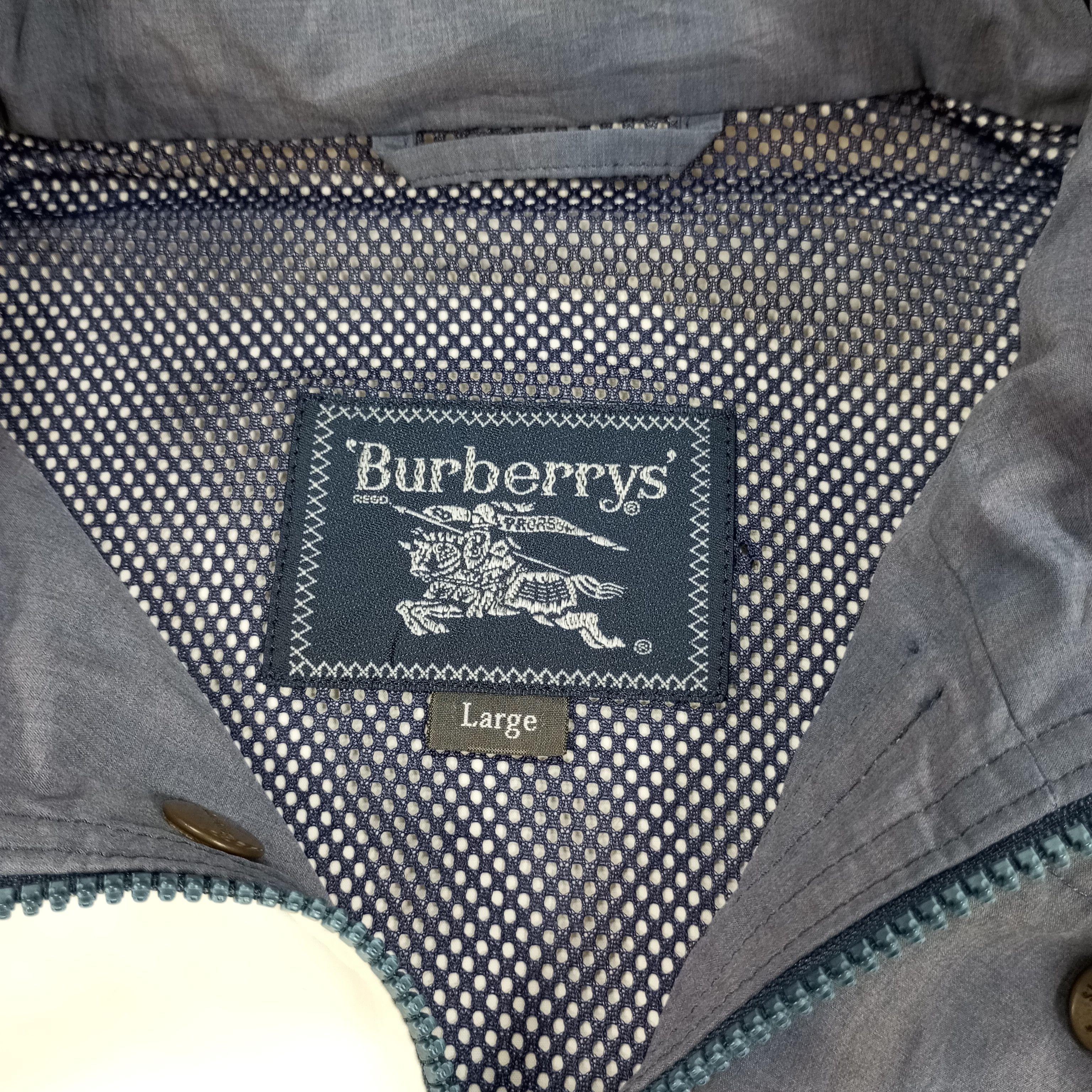 Burberry × Vintage Burberrys Skulls Design Custom Art Windbreaker Jacket Size US L / EU 52-54 / 3 - 8 Thumbnail