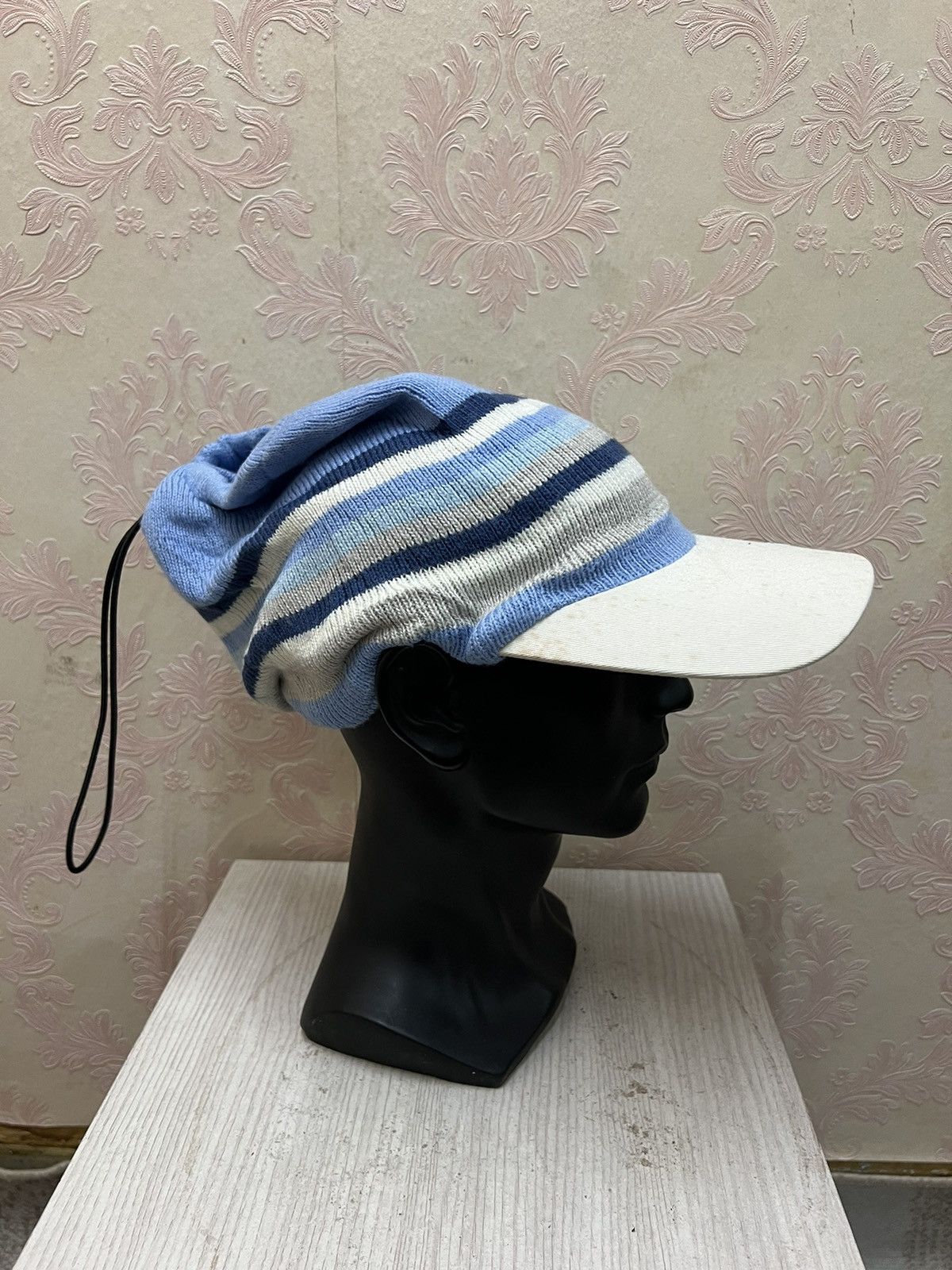 Vintage Vintage Marie Claire Sport Beanie Cap Size ONE SIZE - 4 Thumbnail