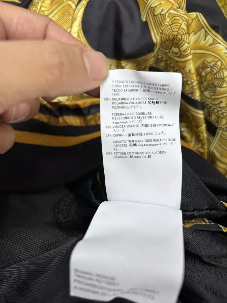 Versace Versace Black and gold Medusa jacket Size US XS / EU 42 / 0 - 6 Thumbnail