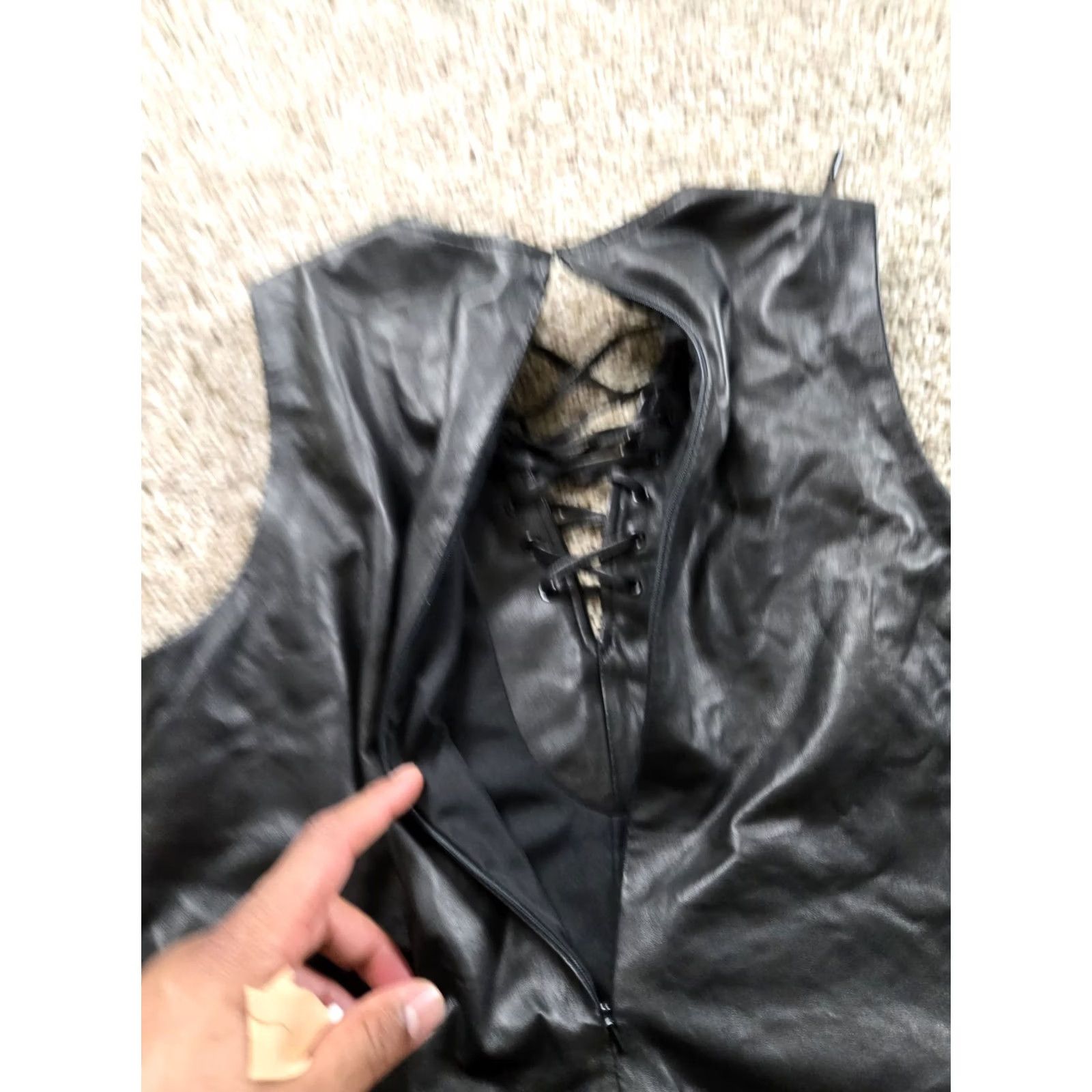 LAMARQUE Lamarque Leather Vest Medium Womens Black Sleeveless Lace Front Lined Pullover Biker Motorcycle Vest Casual Jacket Women M Black Lace Front Lined Vest Size M / US 6-8 / IT 42-44 - 7 Thumbnail
