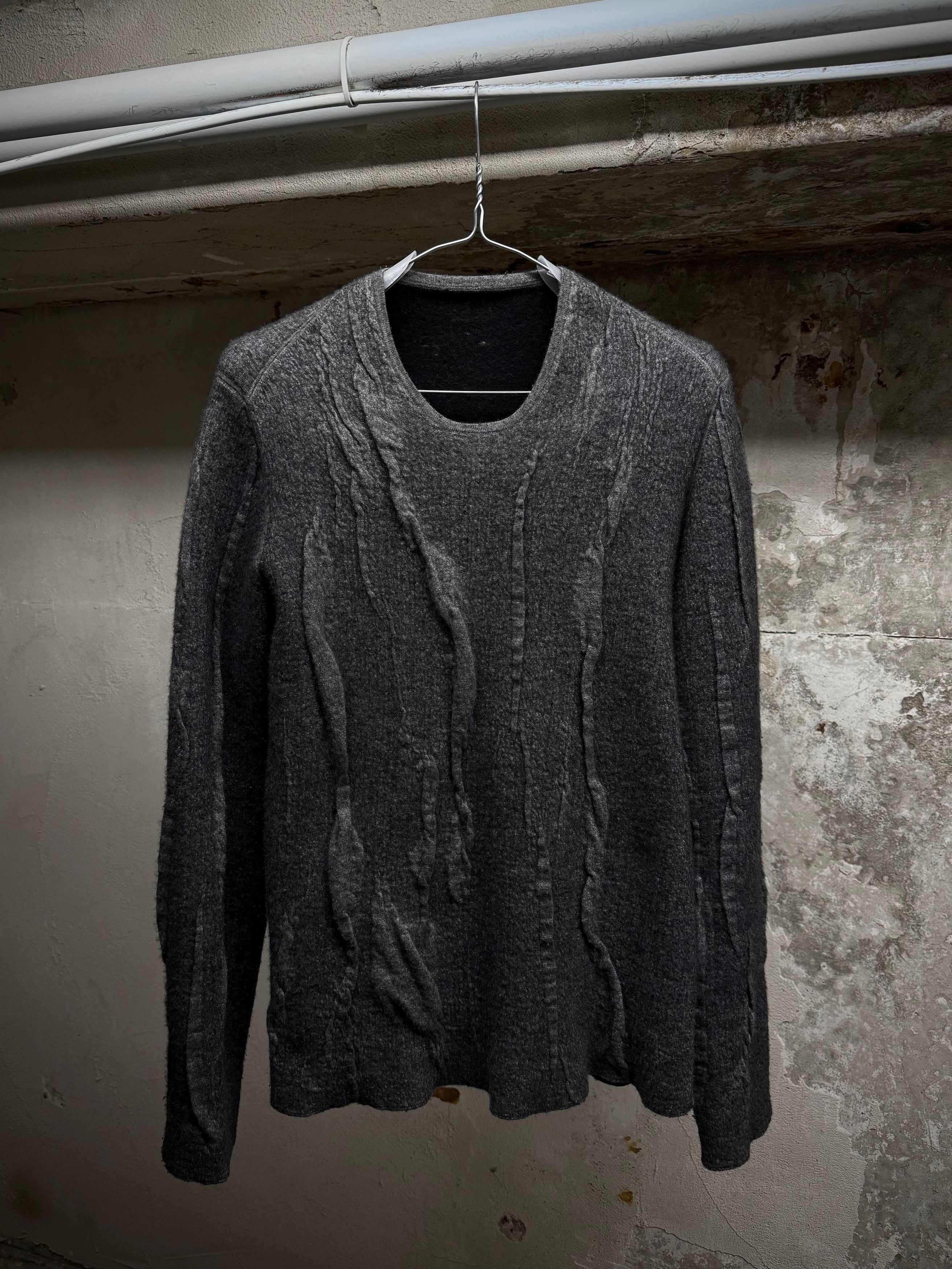 Label Under Construction Label Under Construction Distressed Crewneck Size US S / EU 44-46 / 1 - 1 Thumbnail